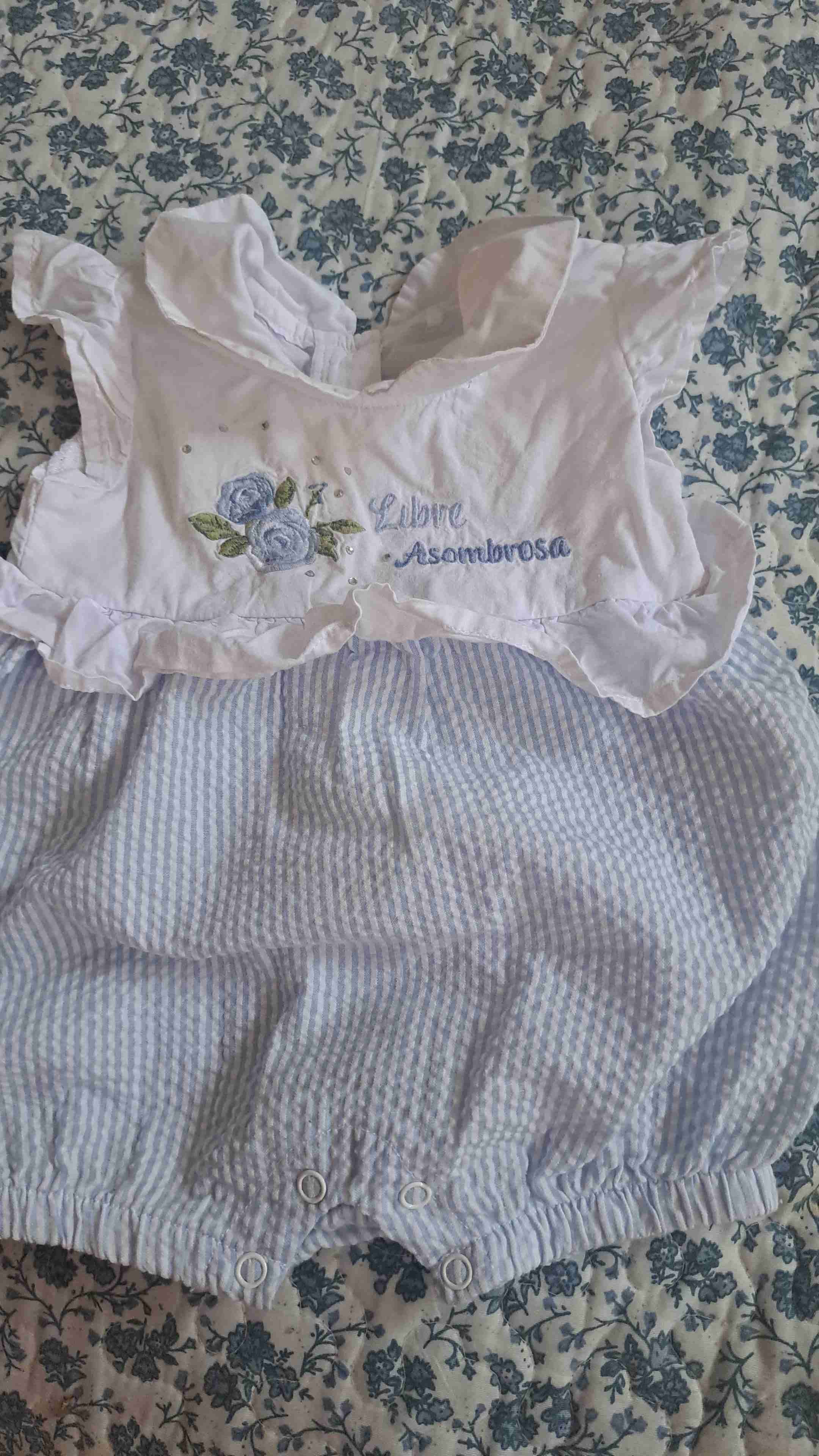 Enterito de bebé bordado floral - miniatura 1