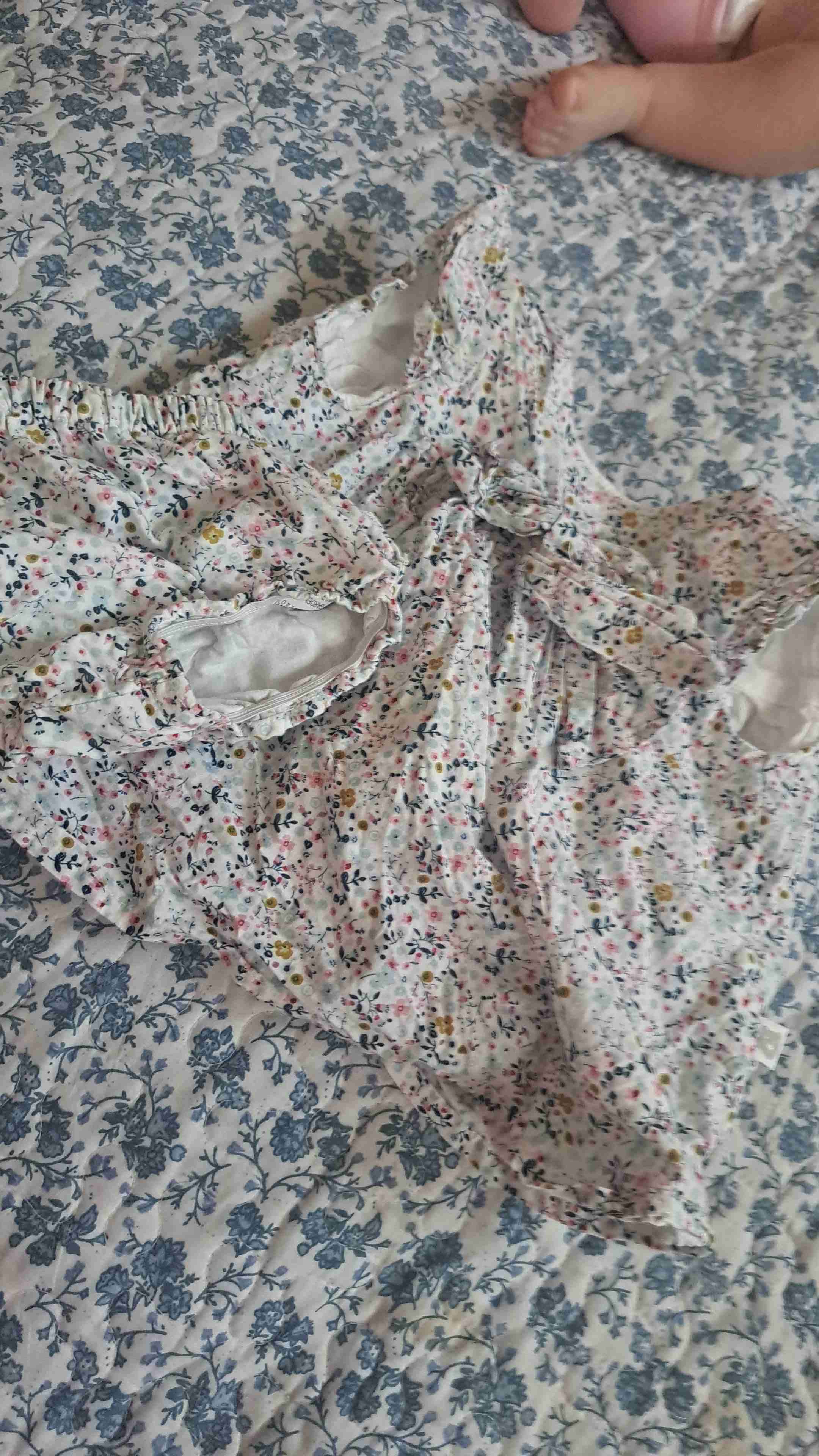 Enterito de bebé bordado floral - miniatura 2