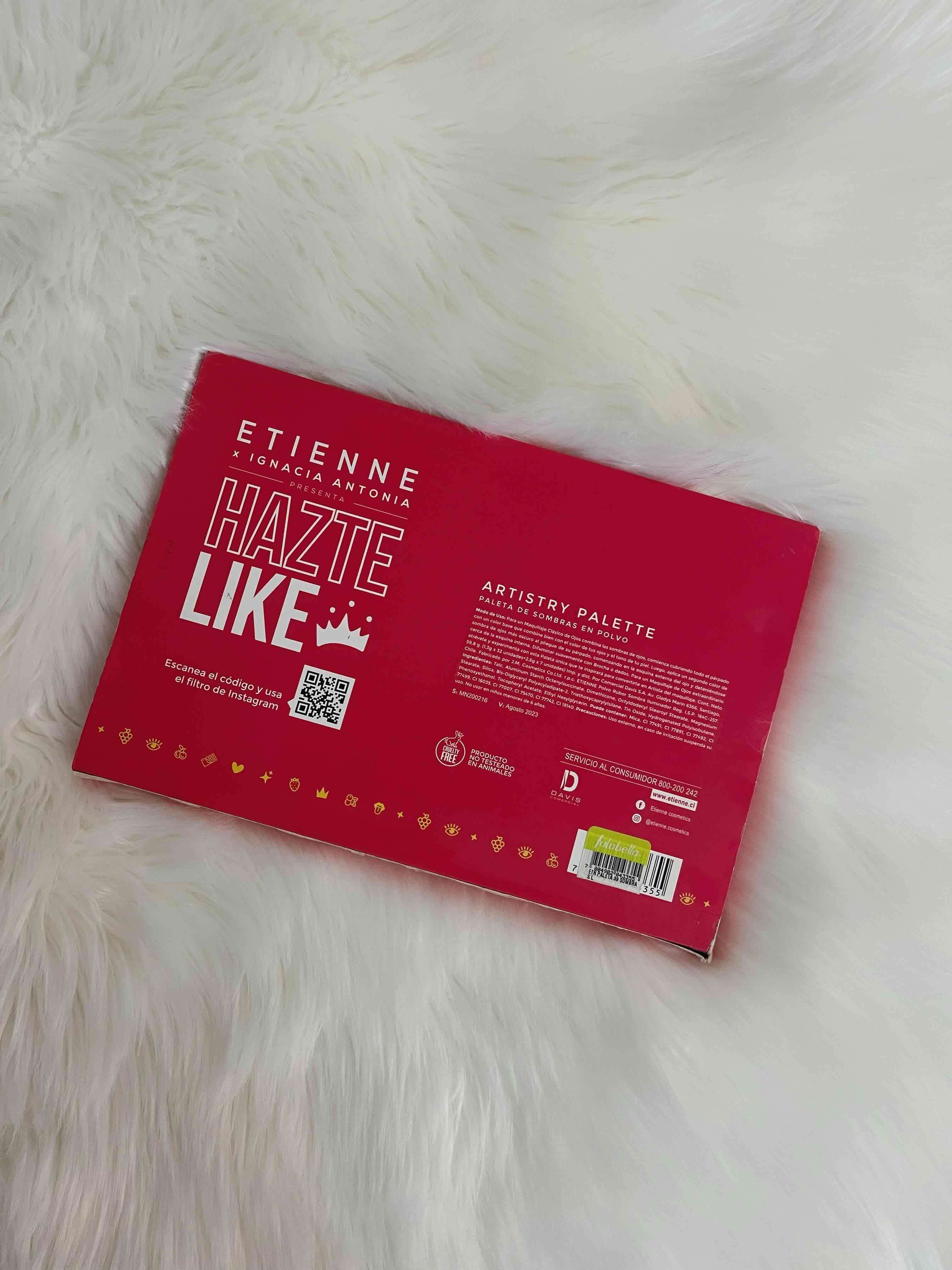 Paleta de maquillaje Etienne x Ignacia - miniatura 2
