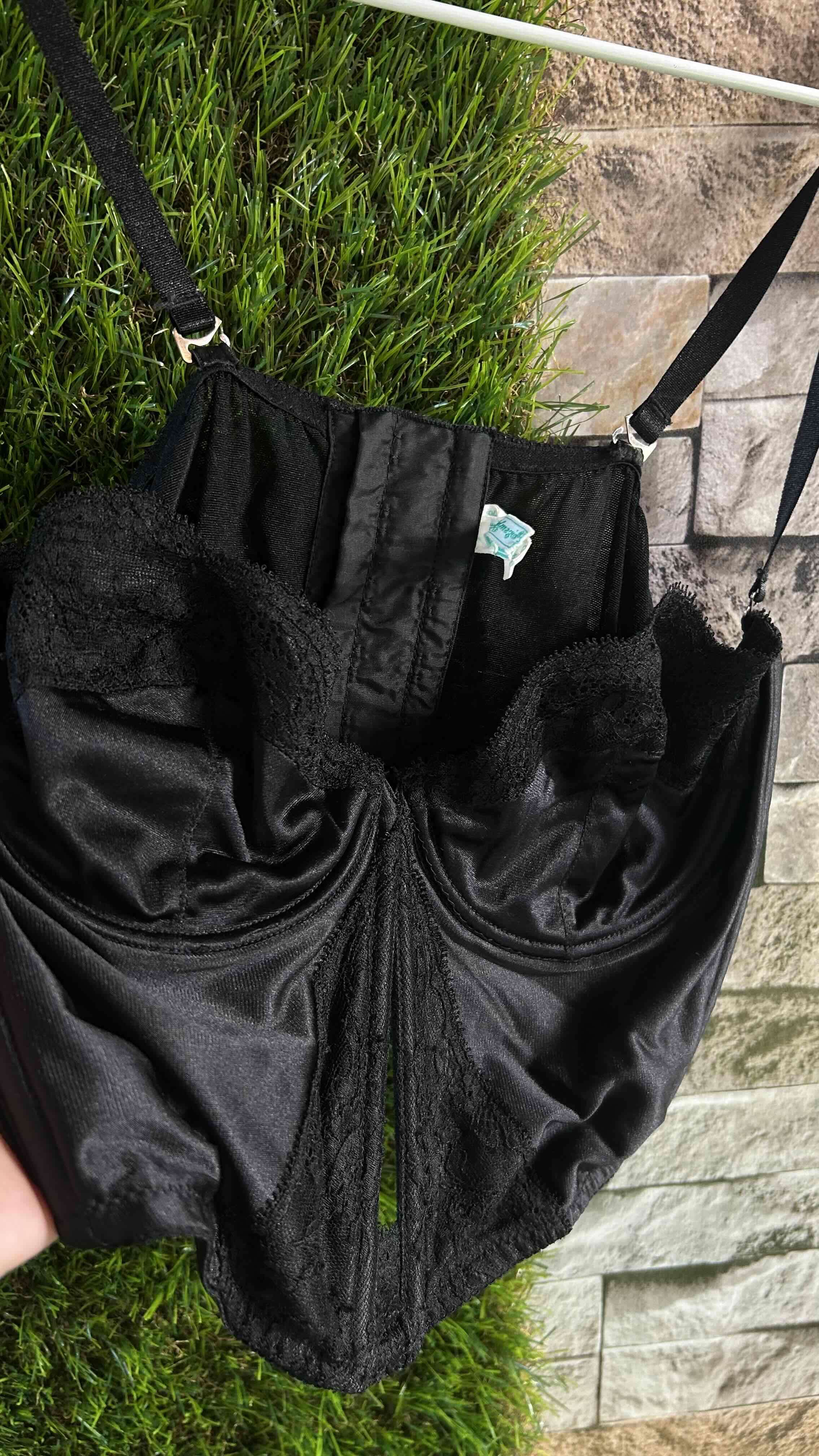 Corset negro con encaje - miniatura 2