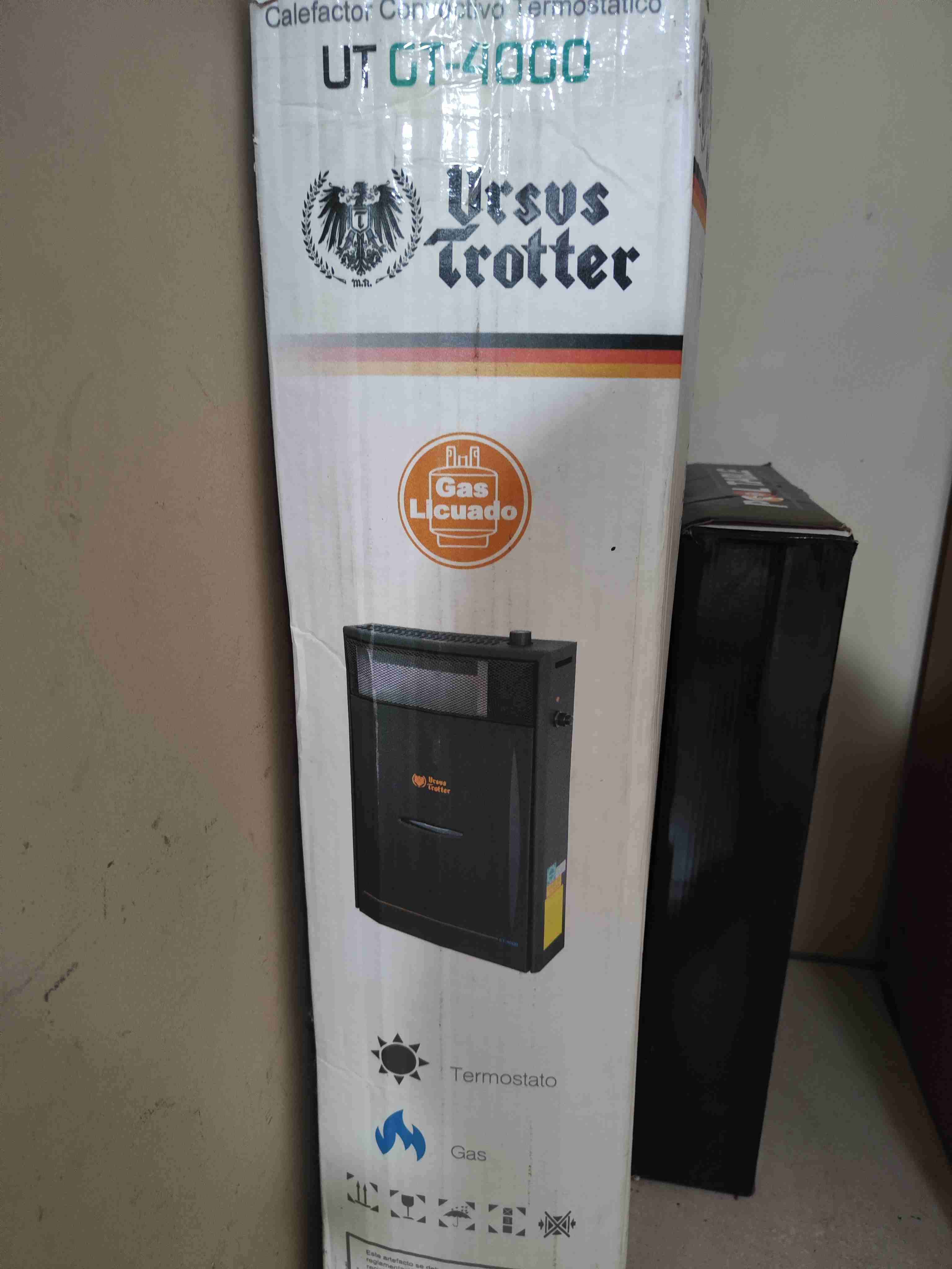 Calefactor Ursus Trotter UT GT-4000 - miniatura 2