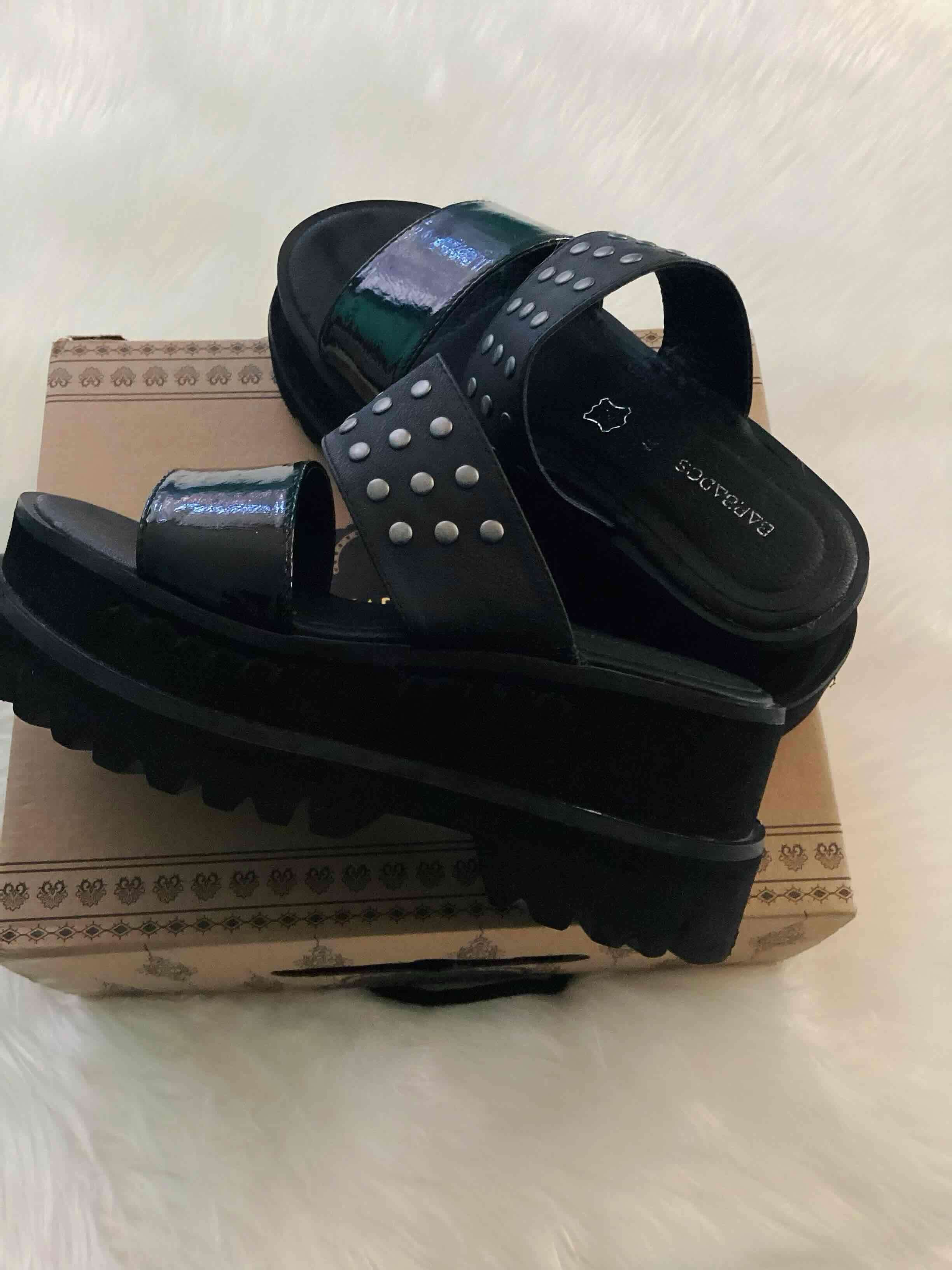 Sandalias negras con tachuelas BARBADOS talla 37 - miniatura 2