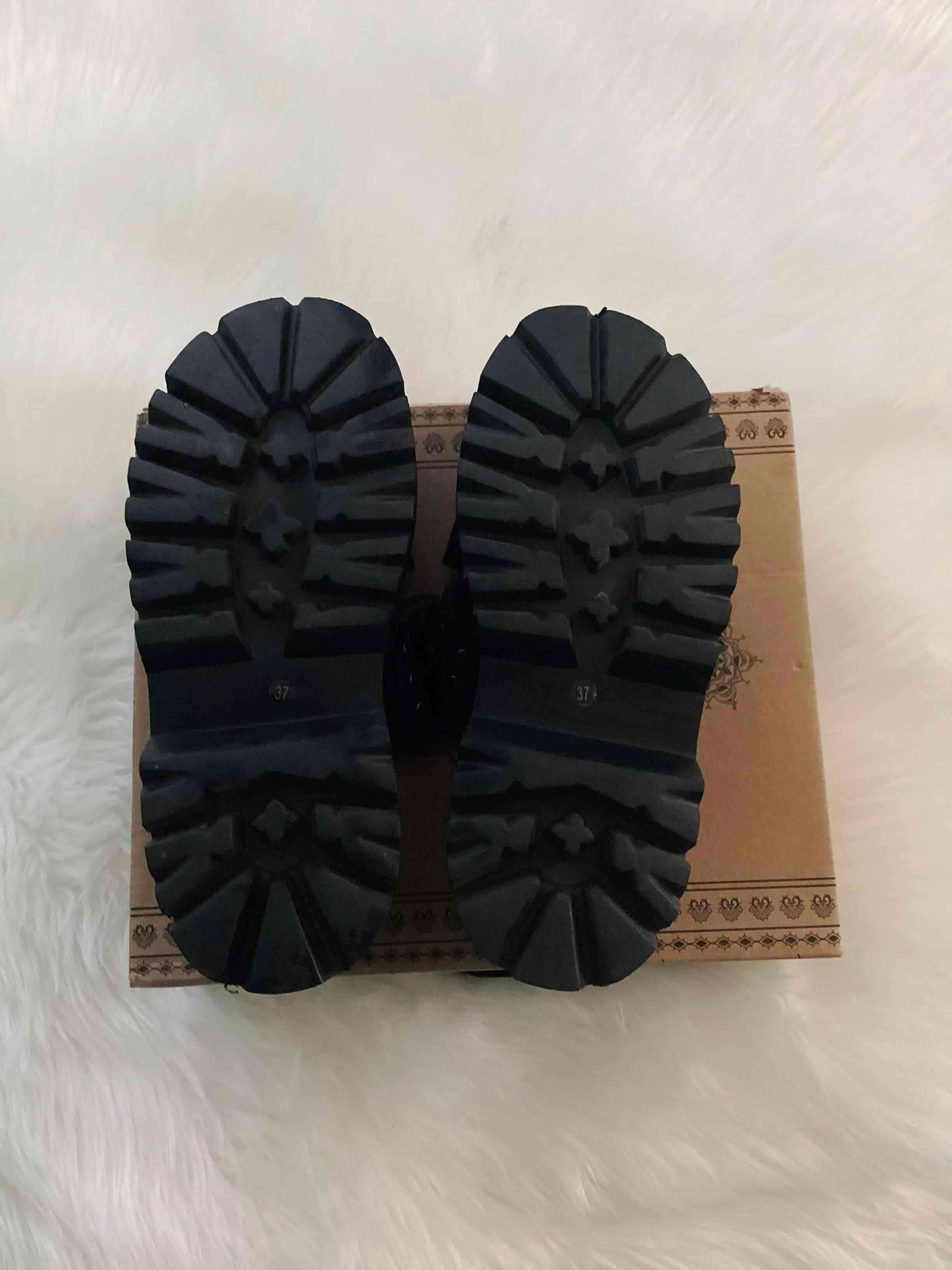 Sandalias negras con tachuelas BARBADOS talla 37 - miniatura 3