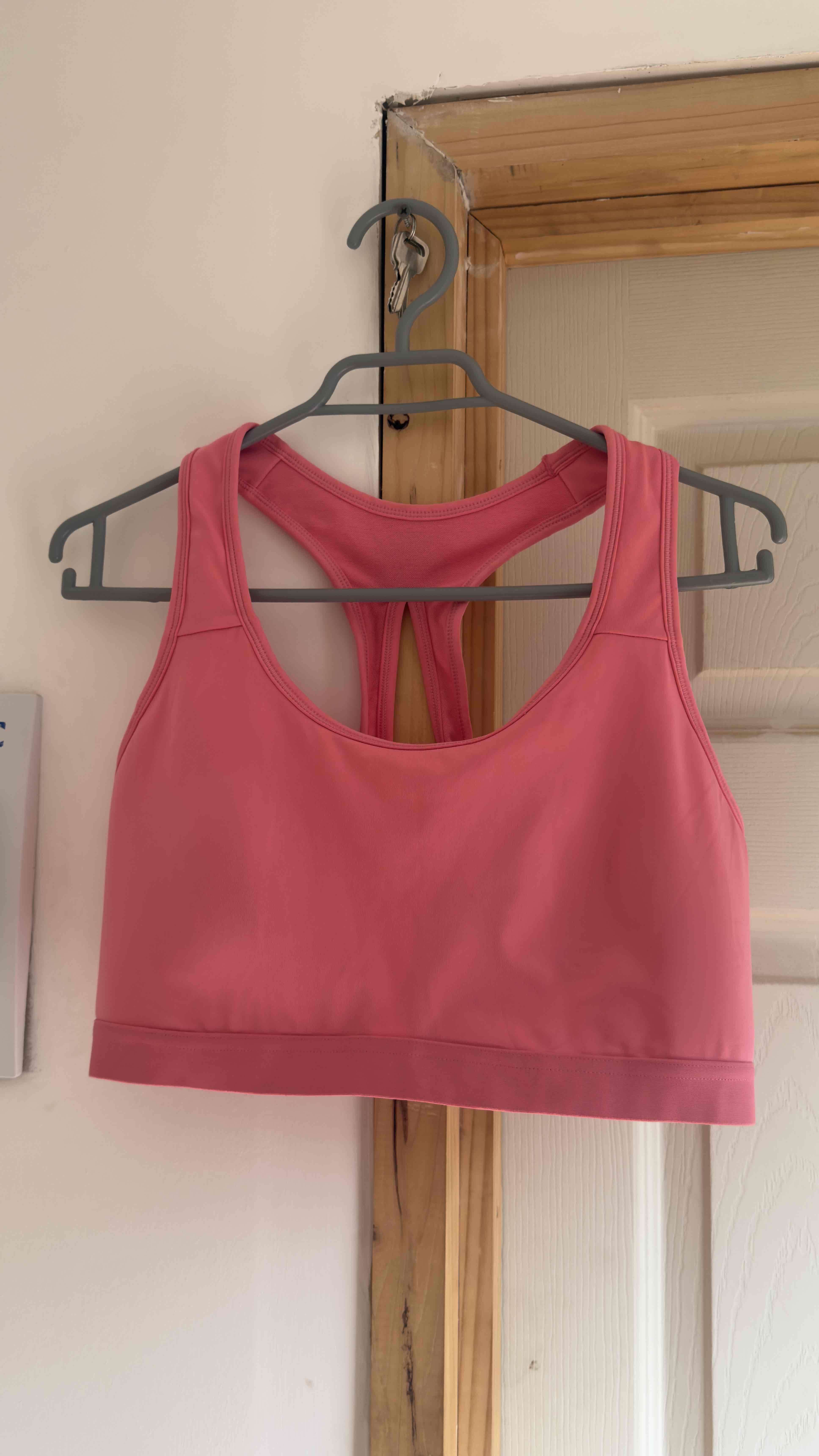 Top deportivo rosa - miniatura 1