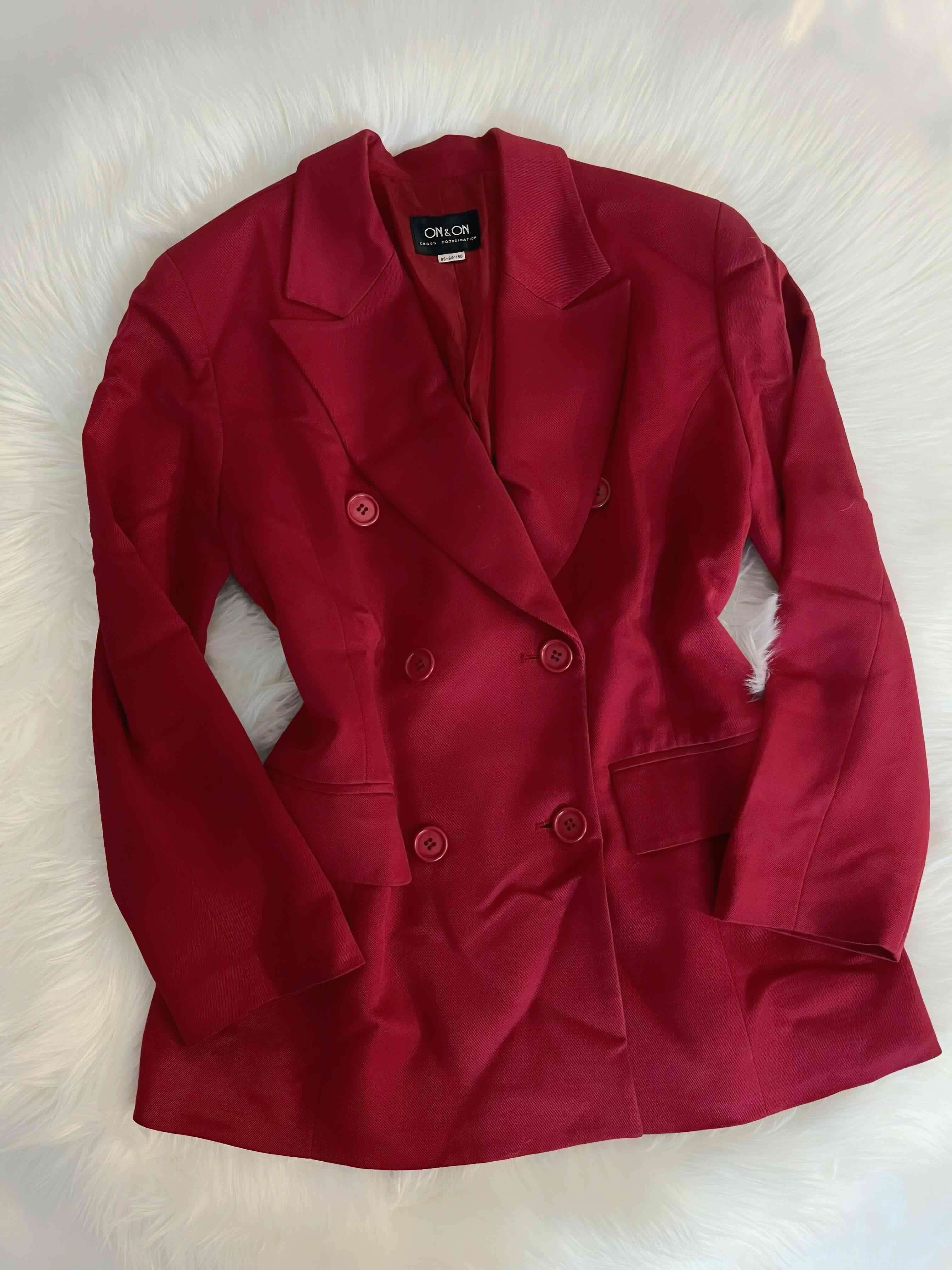 Blazer rojo elegante talla M/L overzised - miniatura 2