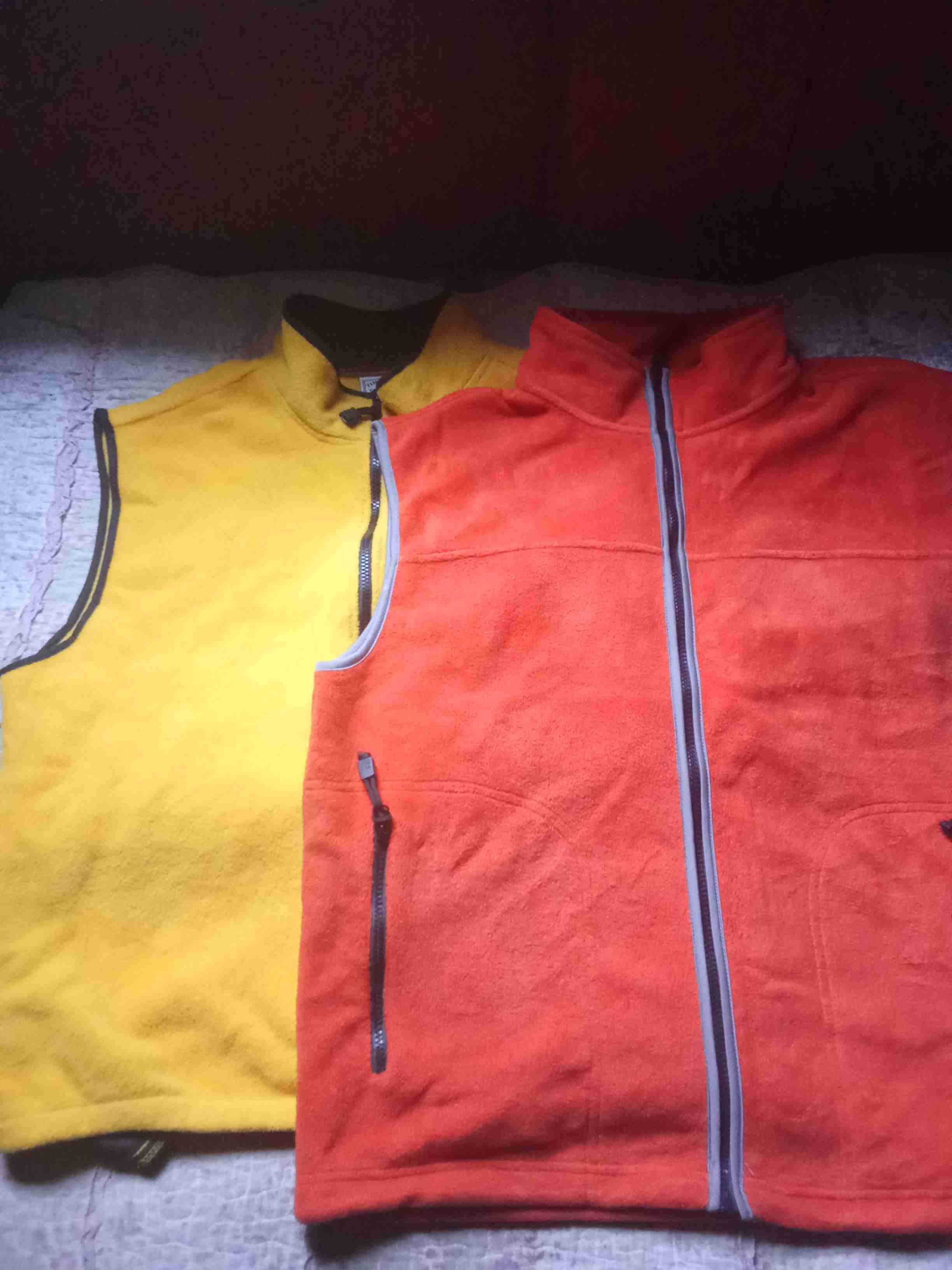 Chalecos sin mangas XL amarillos y naranjas - miniatura 3