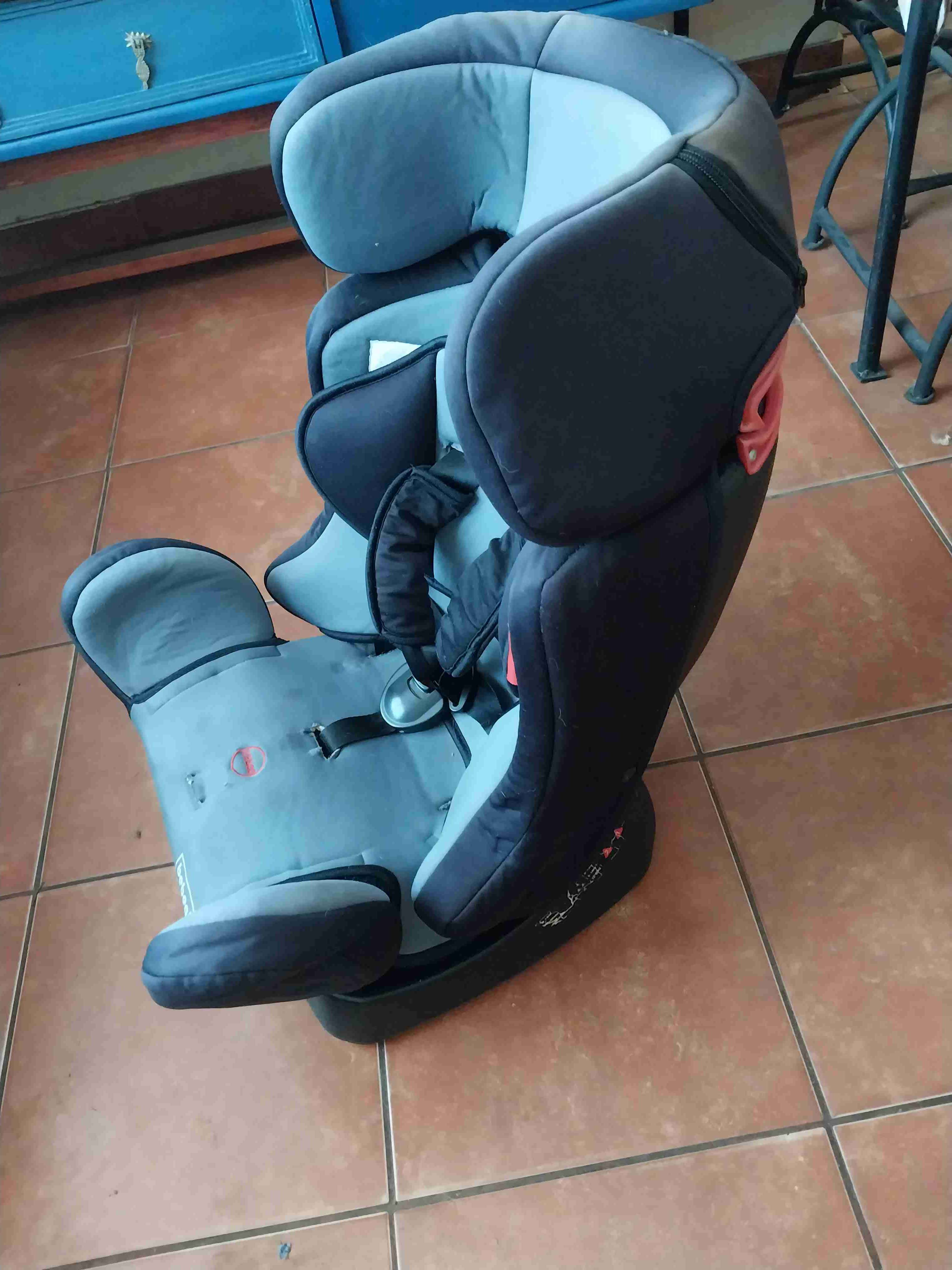 Silla de auto bebé Bebeglo azul - miniatura 2