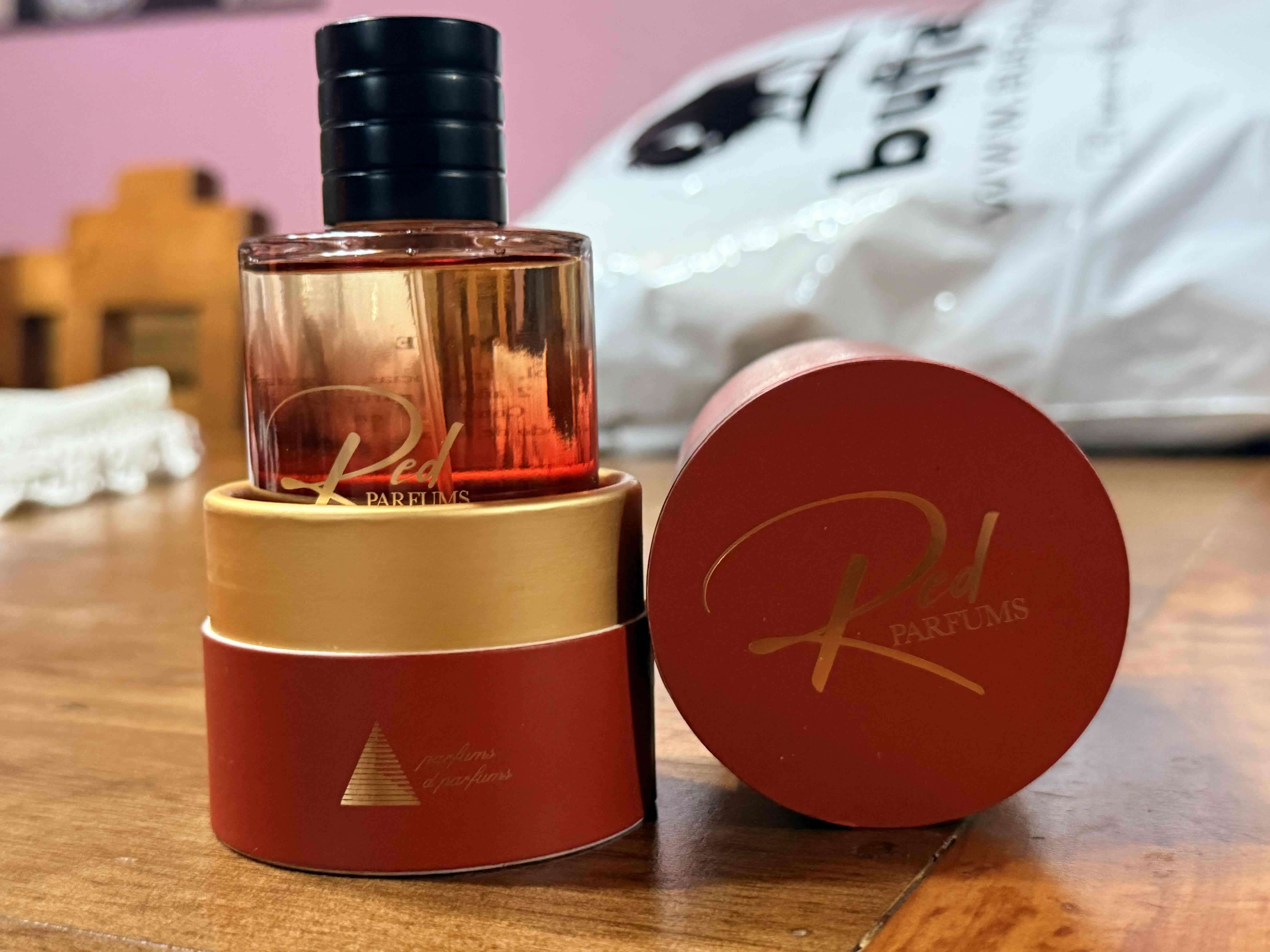 Perfume Red Parfums - miniatura 1