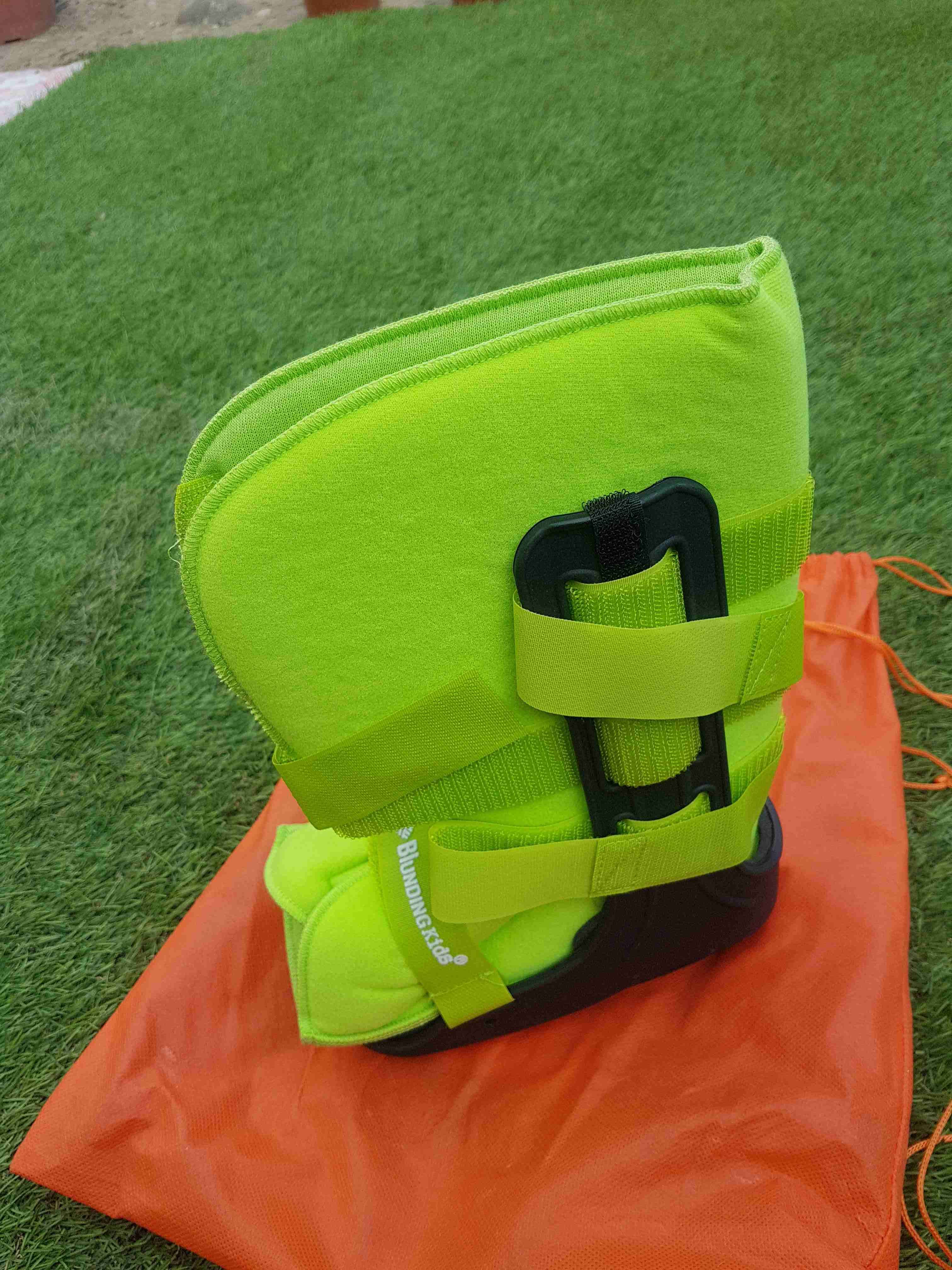 Bota ortopédica verde Niñez - miniatura 2