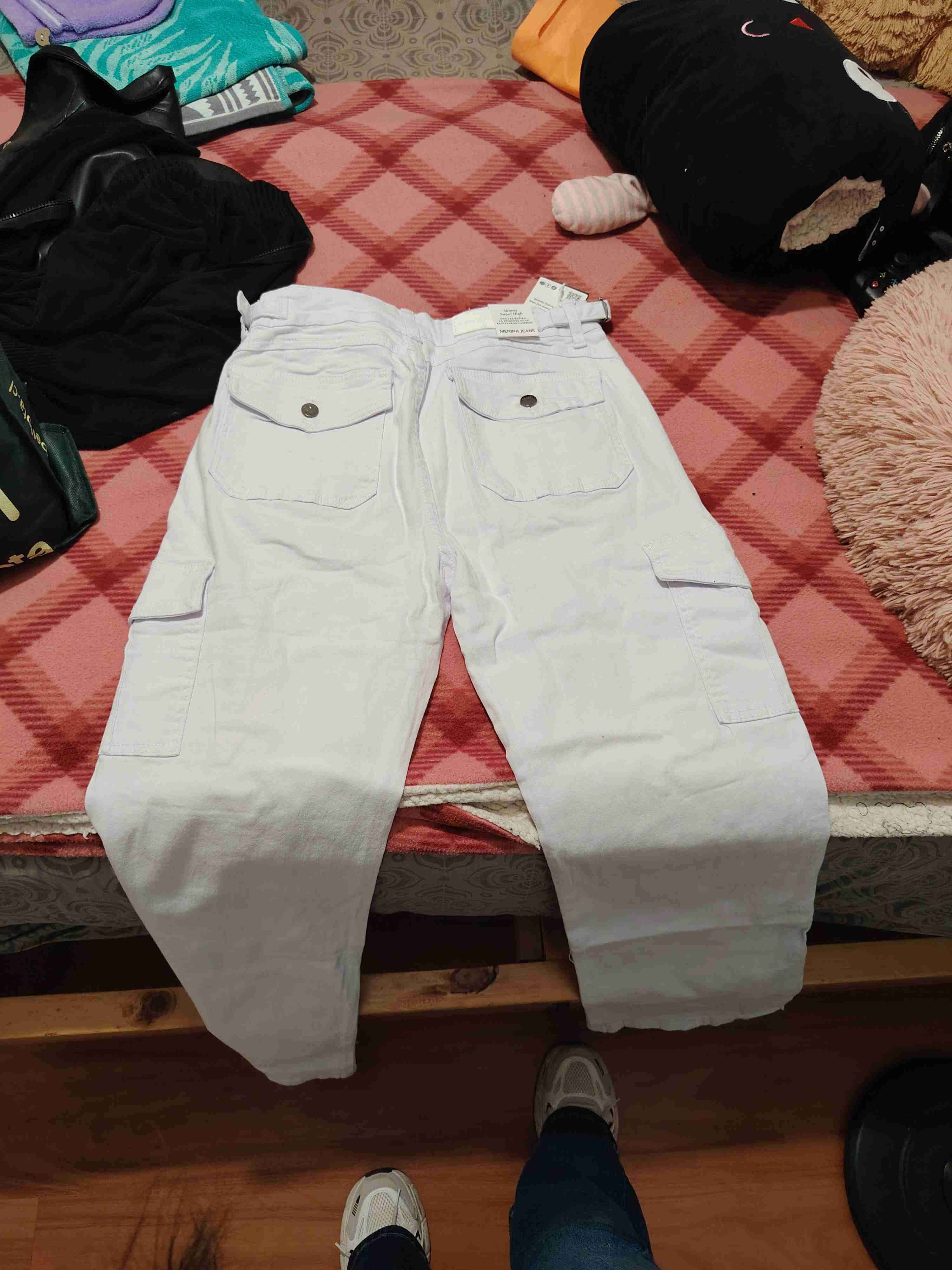 Pantalones cargo blancos - miniatura 1