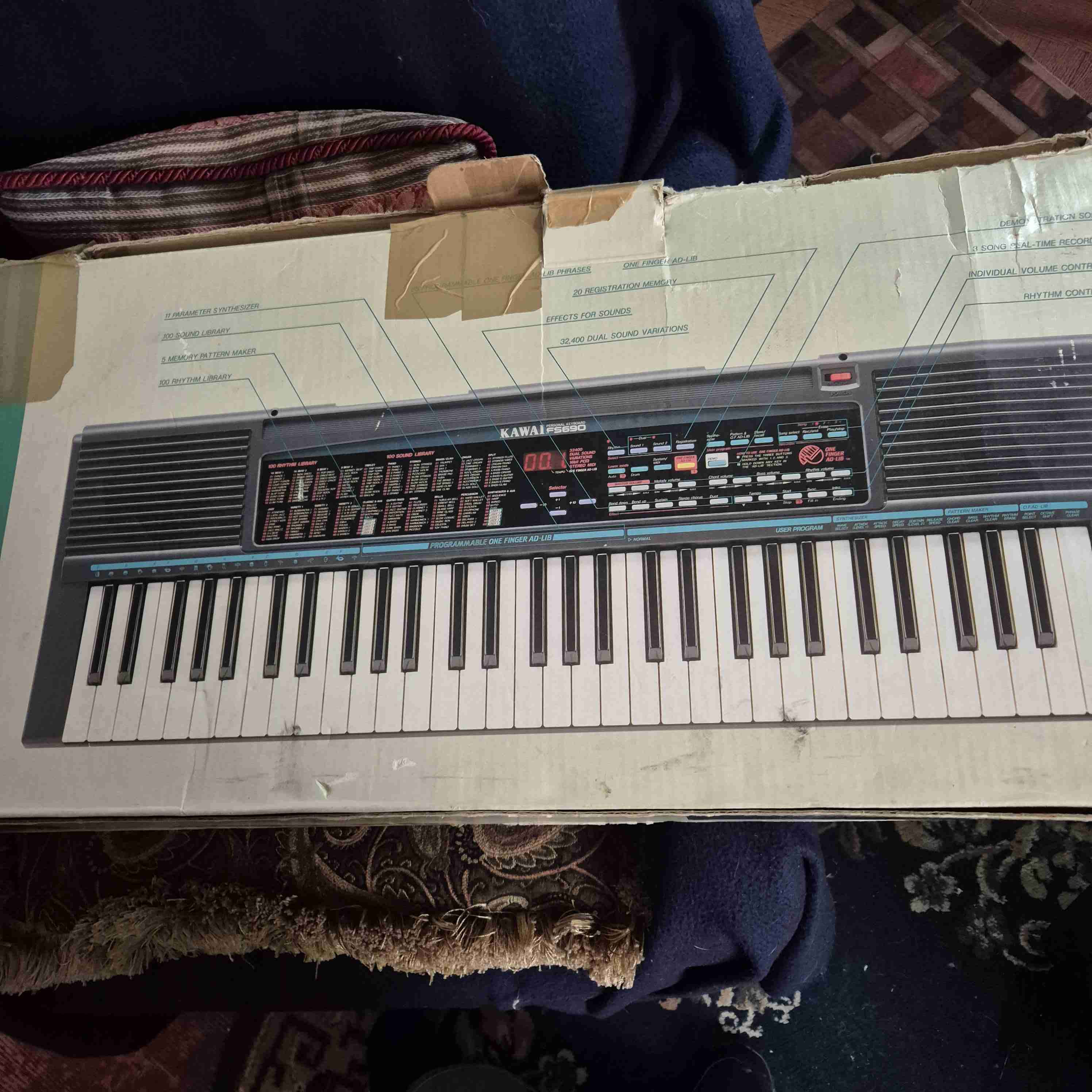 Sintetizador con biblioteca de ritmos organo FS690 - miniatura 5