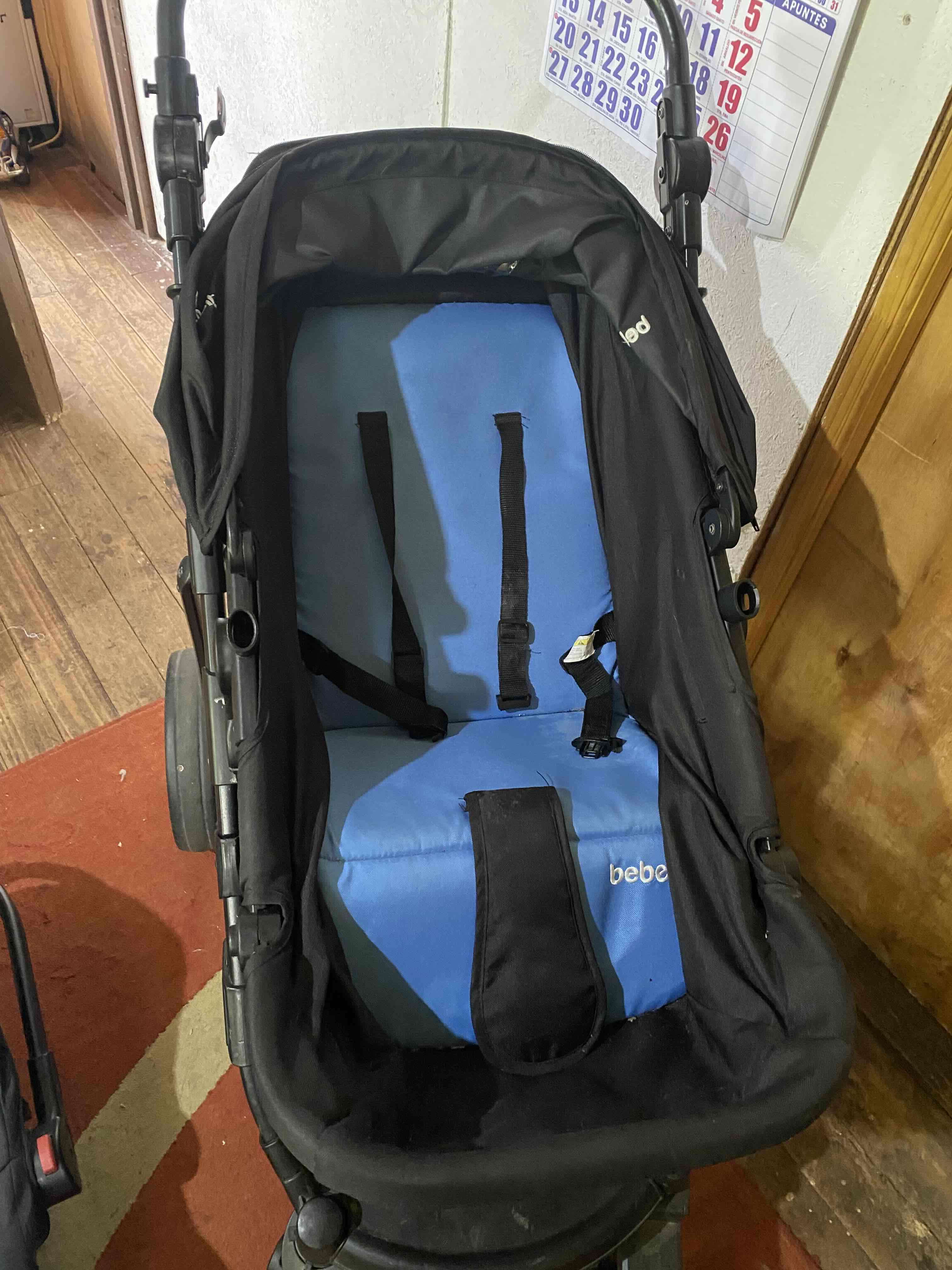 Coche Bebesit negro y azul - miniatura 5