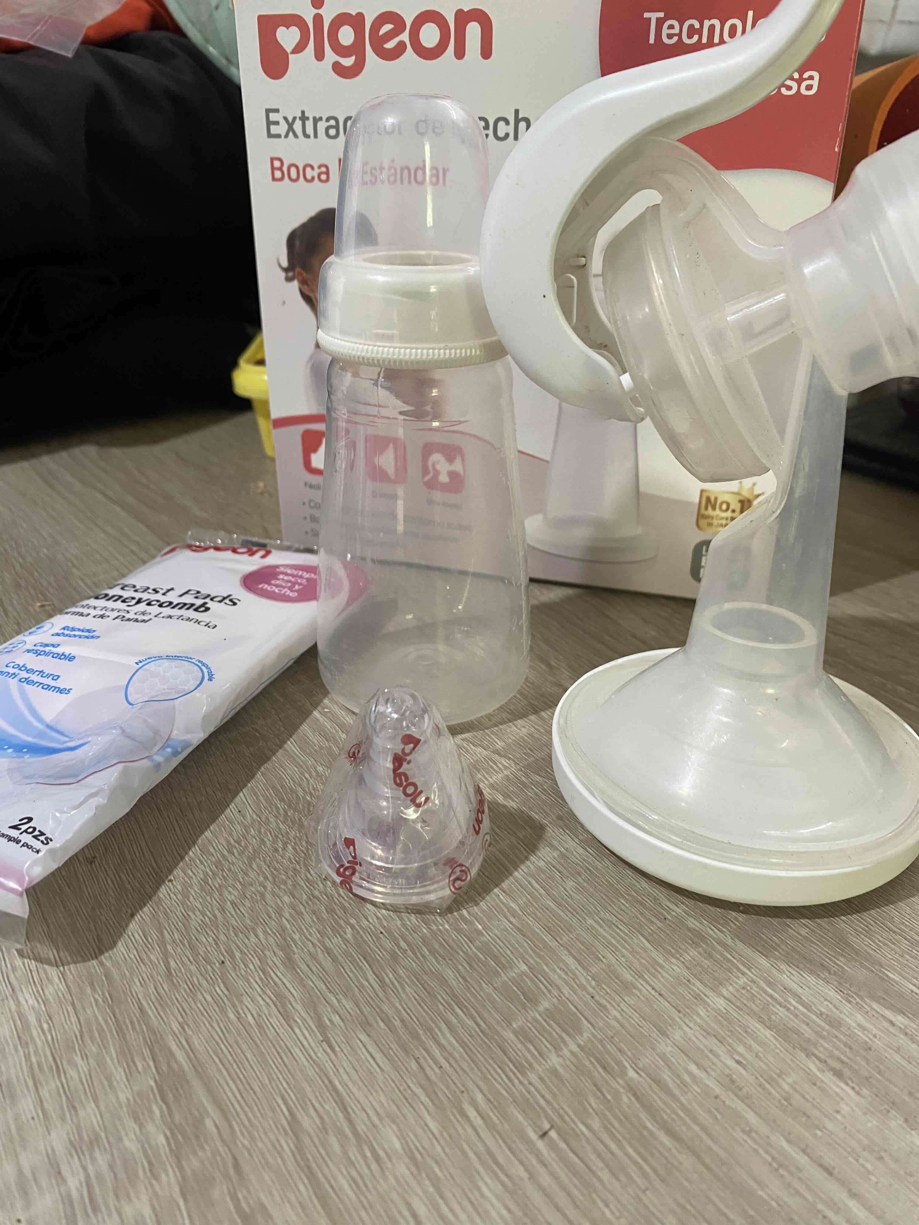 Extractor de leche manual Pigeon - miniatura 2