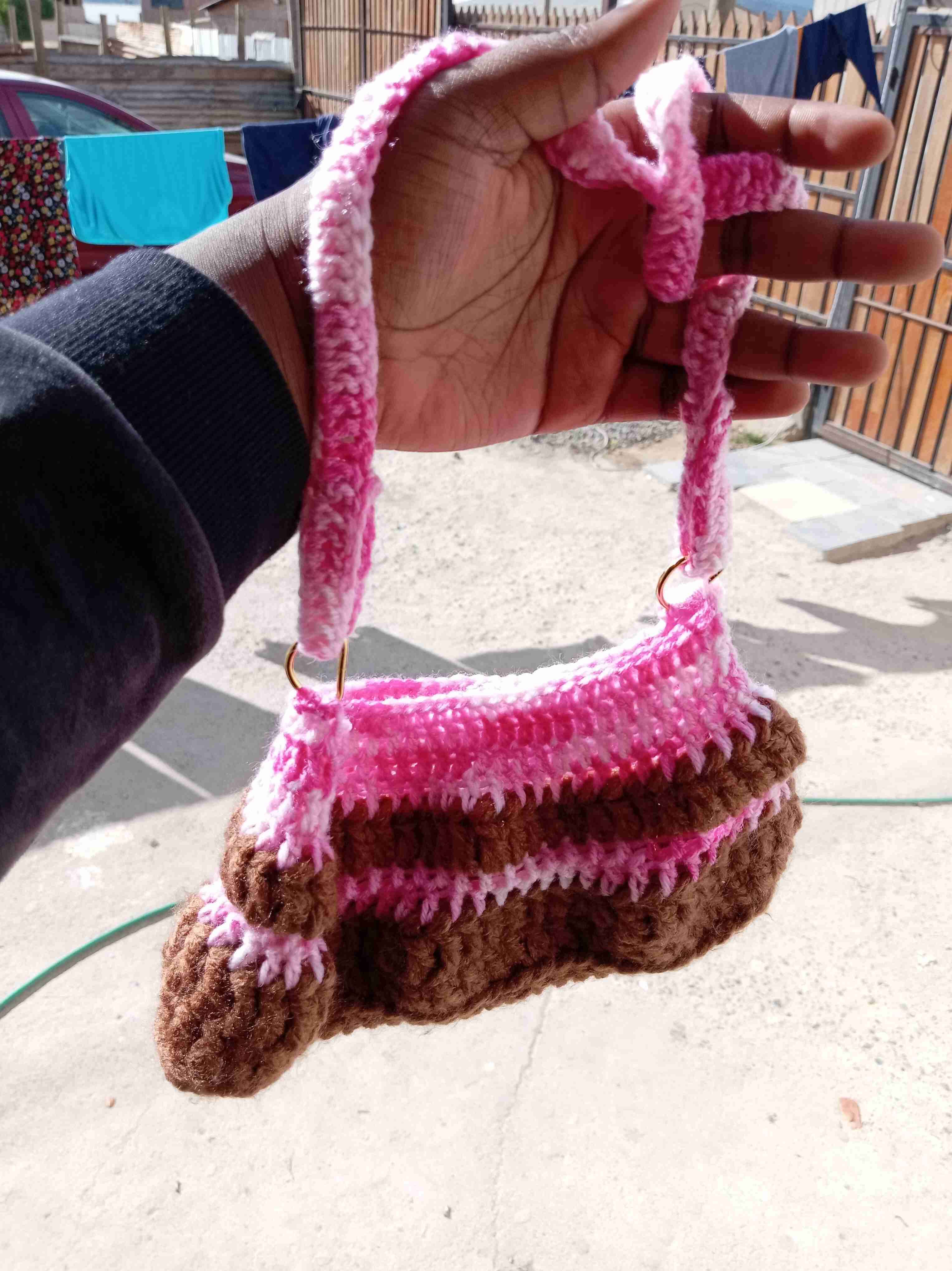 Bolso tejido a crochet - miniatura 2