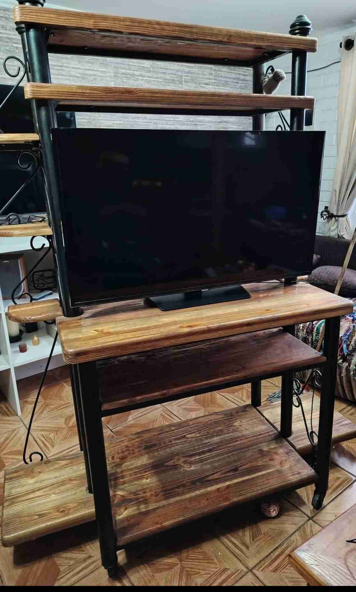 Mesa de TV de madera y metal - miniatura 1