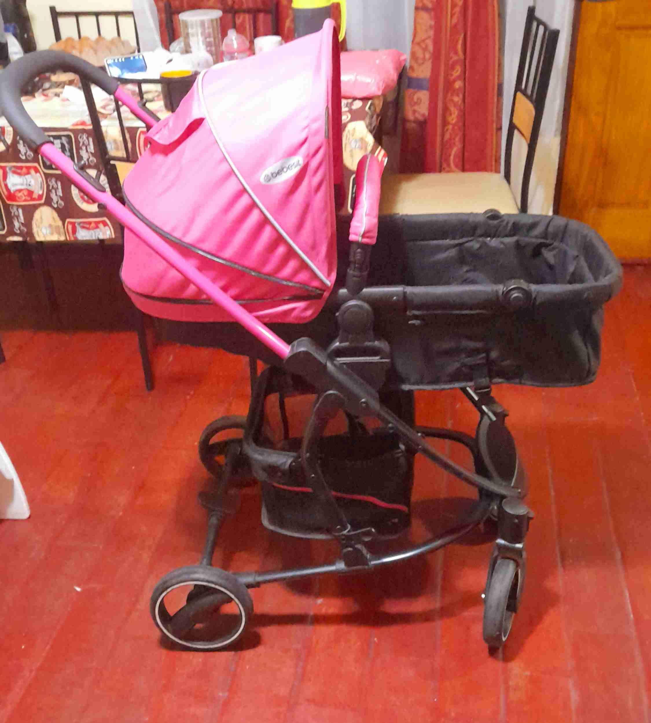 Coche de bebé rosa Bebesit - miniatura 1