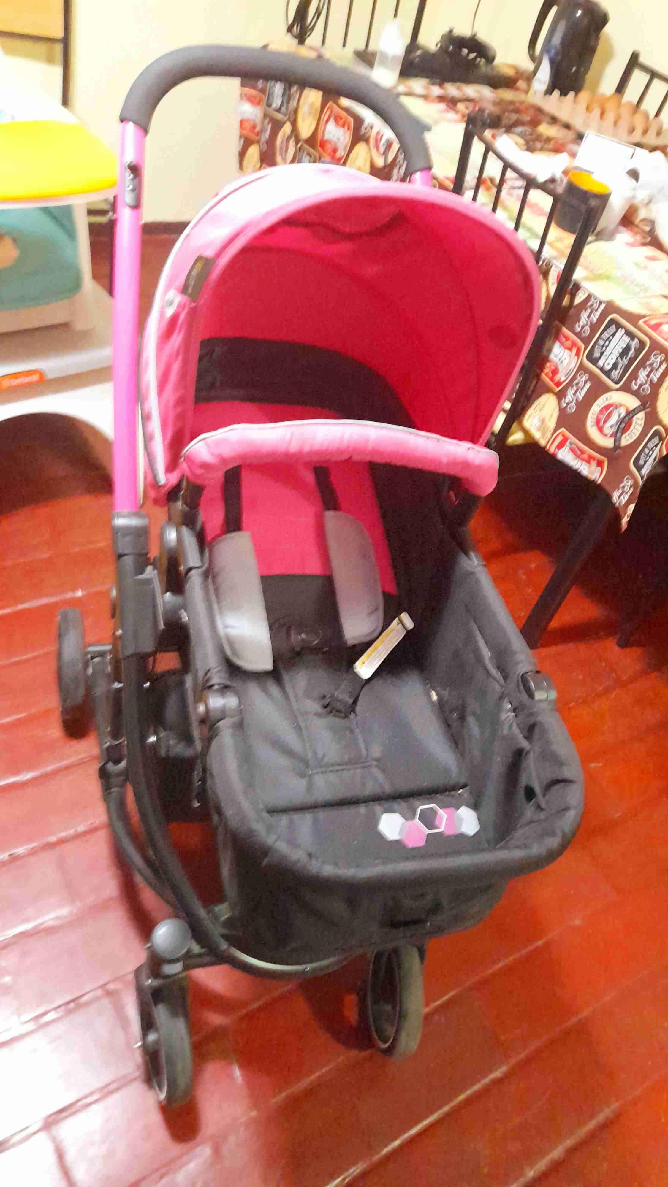 Coche de bebé rosa Bebesit - miniatura 4