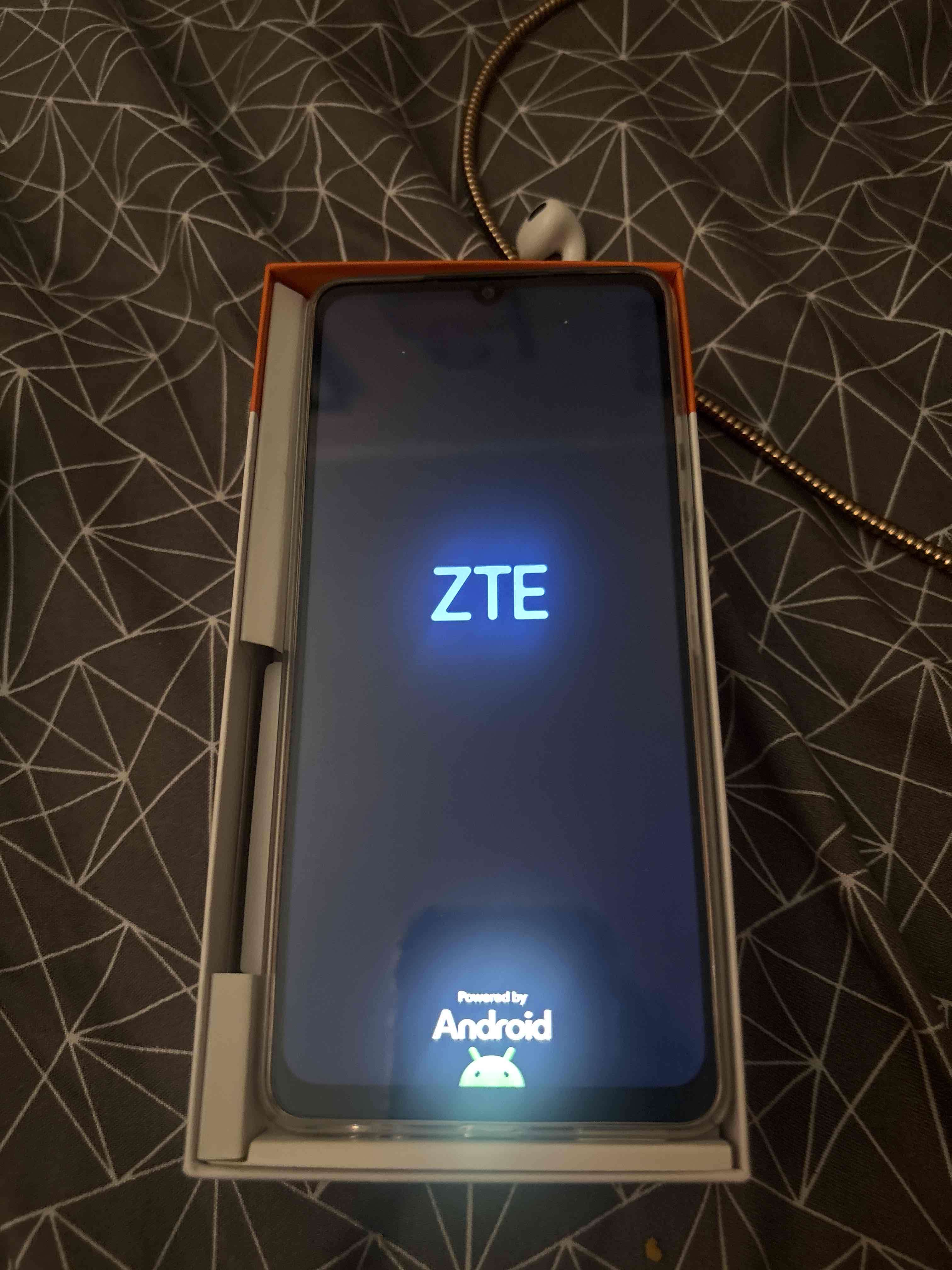 Teléfono ZTE Blade A56 Pro - miniatura 2