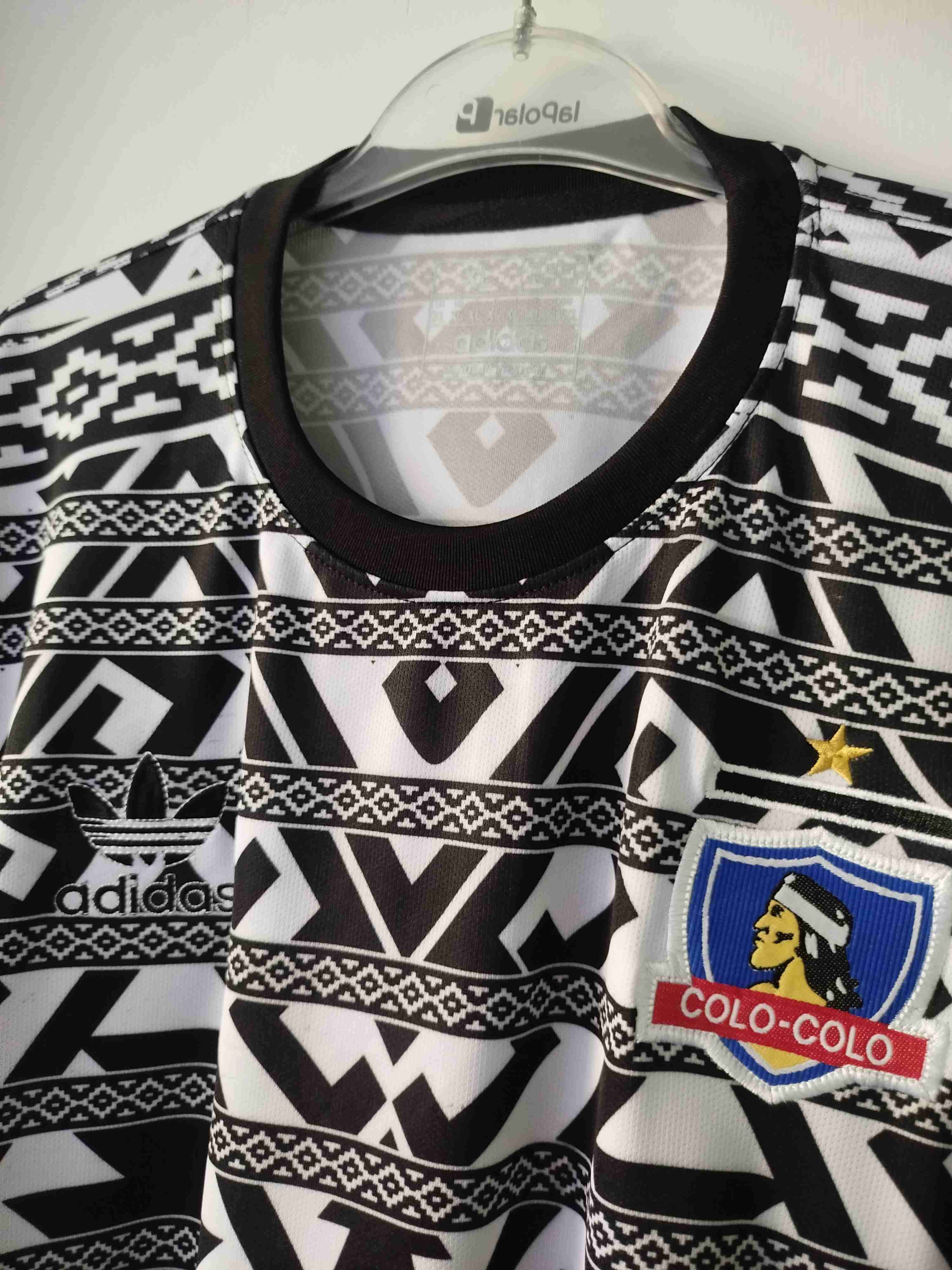 Camiseta Colo-Colo conmemorativa. Talla XL Hombre - miniatura 2