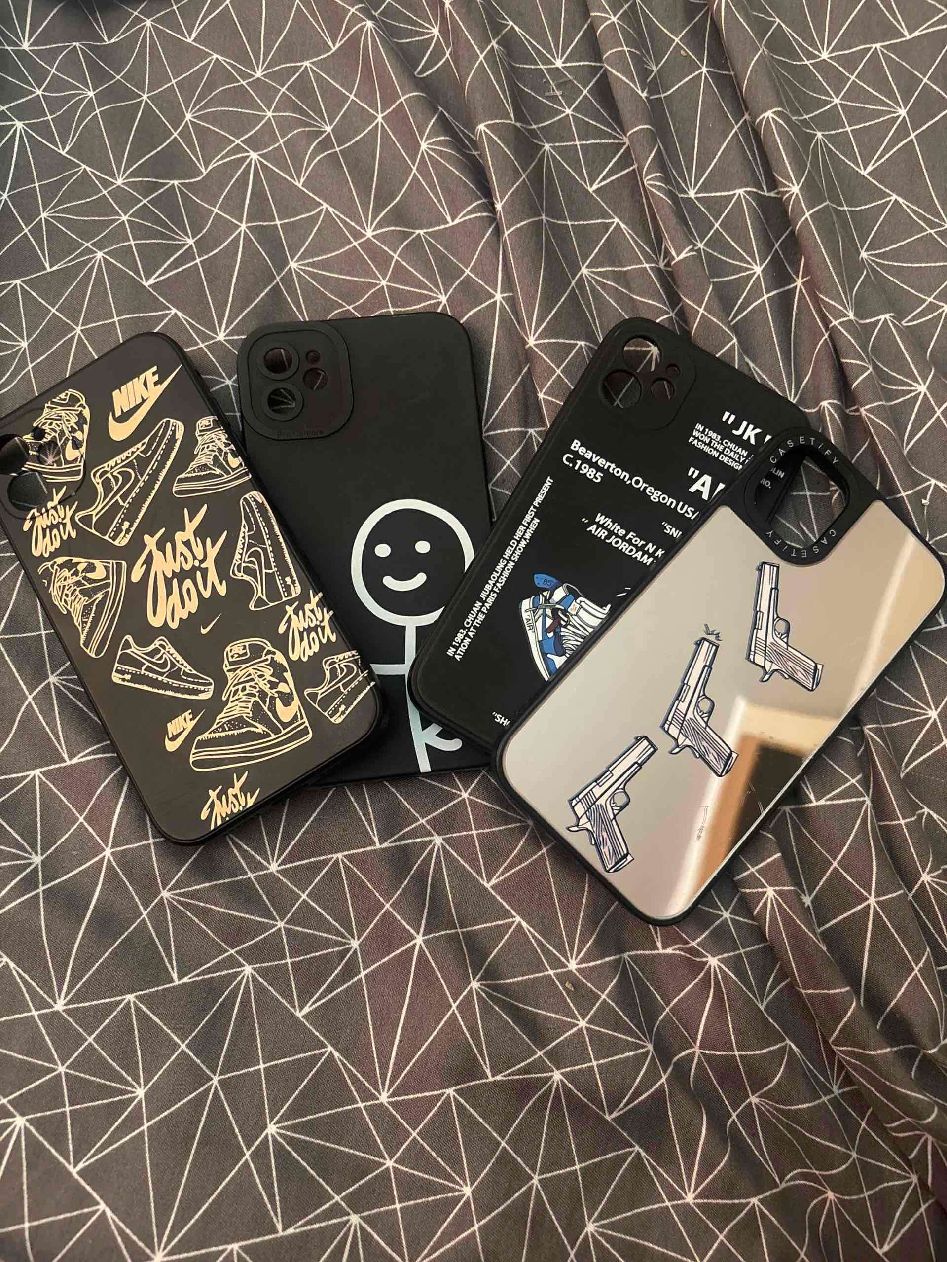 iPhone 11 blanco en caja - miniatura 3