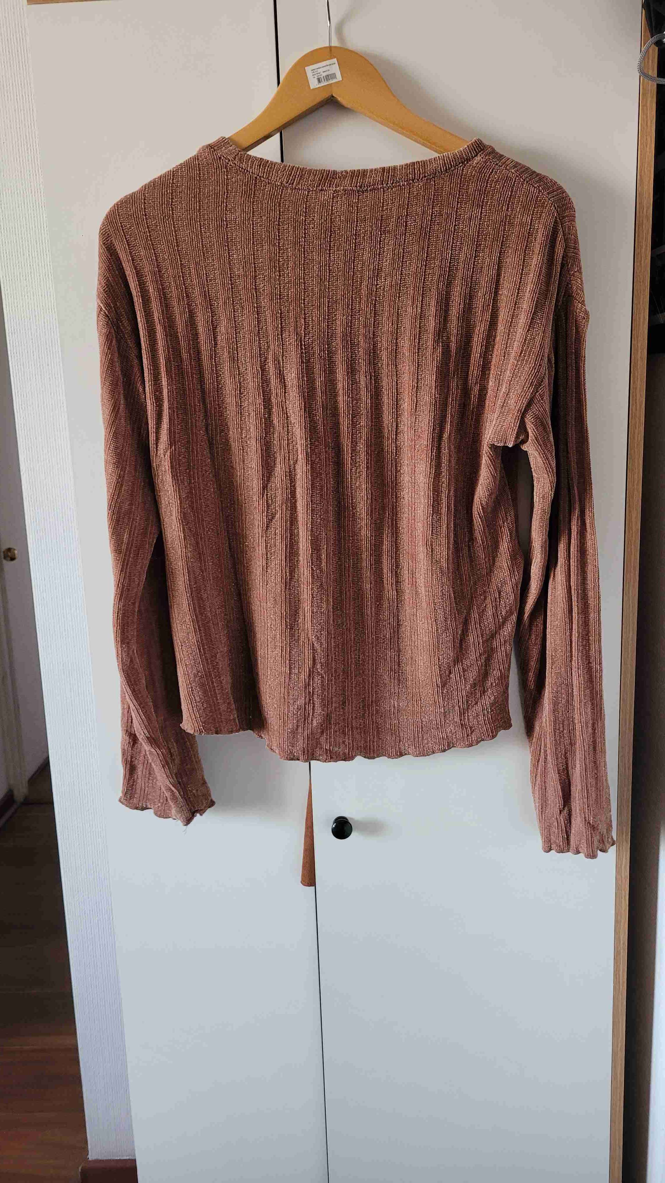 Suéter marrón tejido - miniatura 2