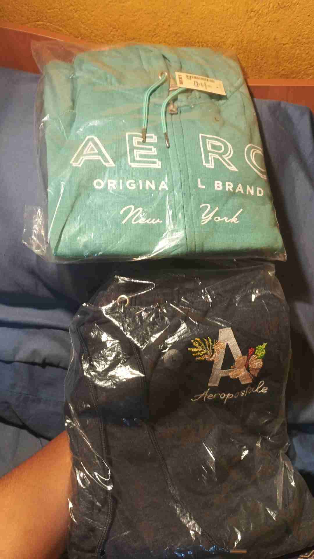 Conjunto deportivo Aéropostale - miniatura 3