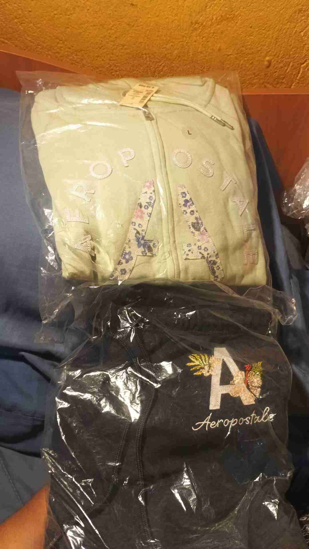 Conjunto deportivo Aéropostale - miniatura 4