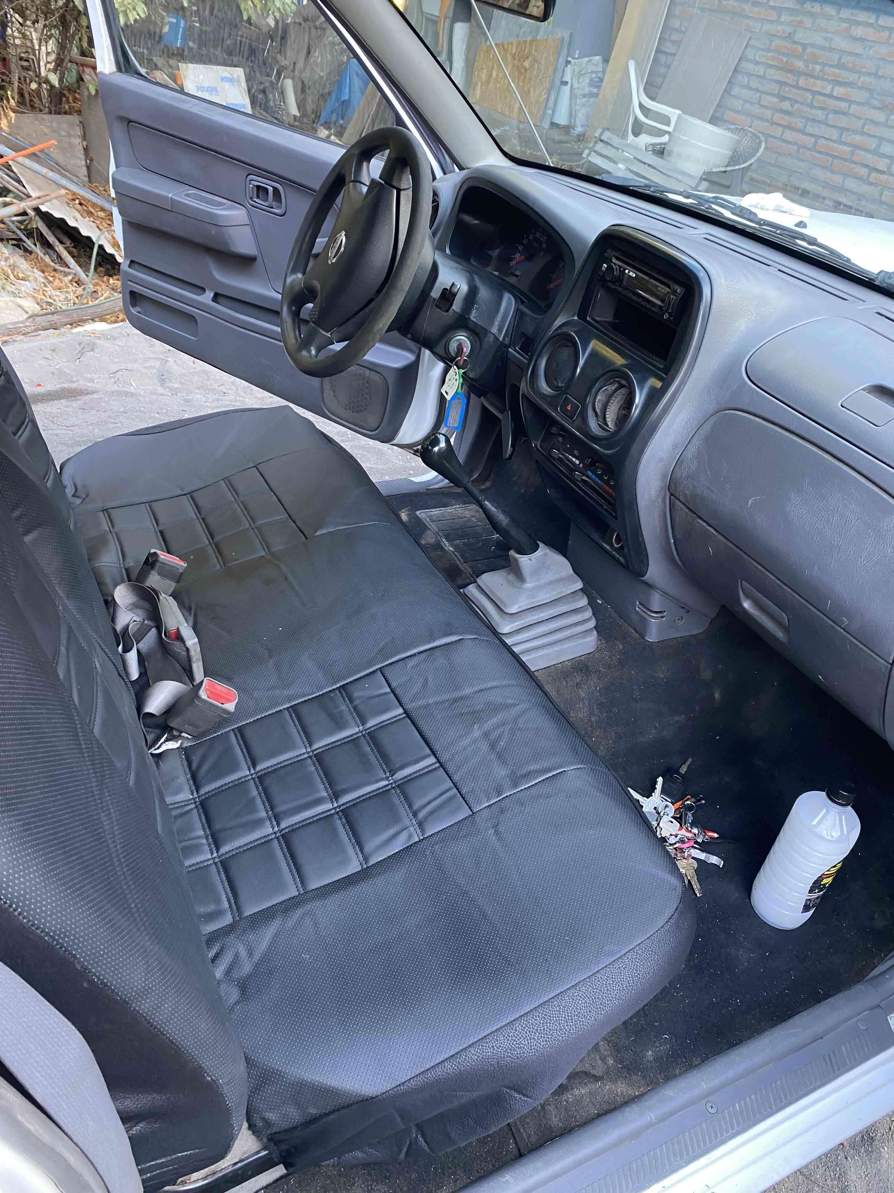 Camioneta Nissan Terrano 2014 - miniatura 6