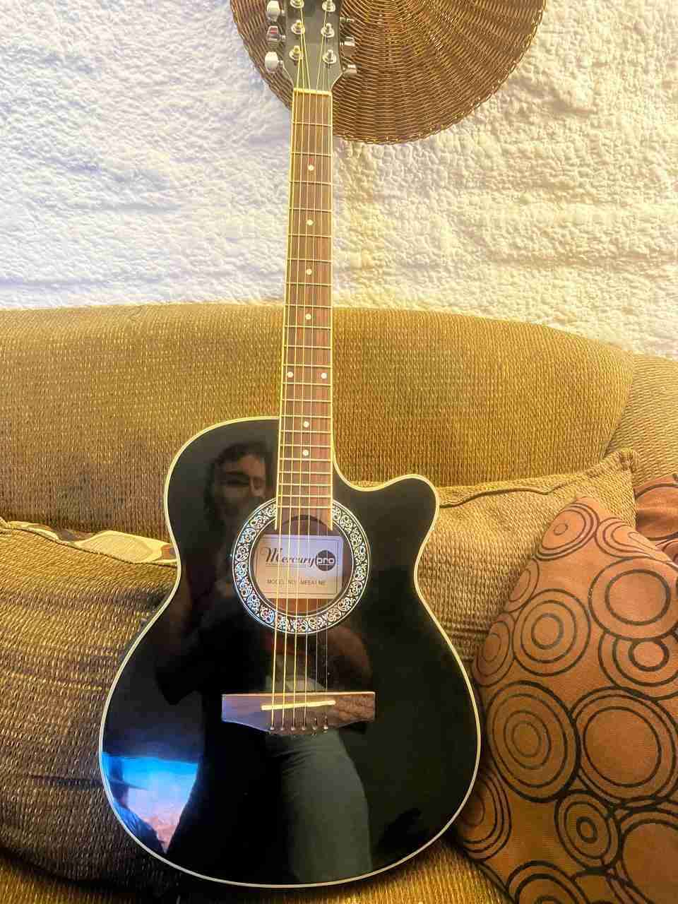 Guitarra acústica Mercury Pro - miniatura 2