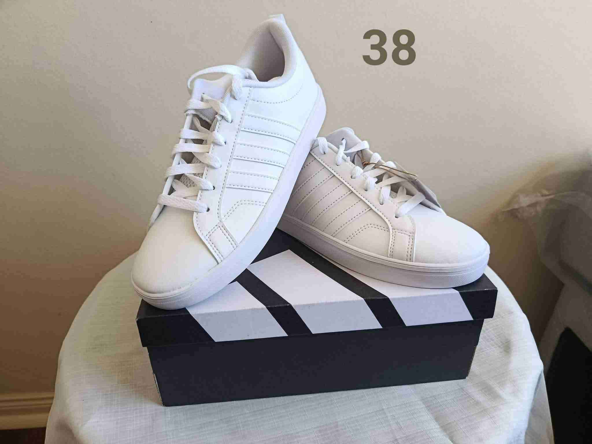 Zapatillas deportivas negras y rosas - miniatura 6