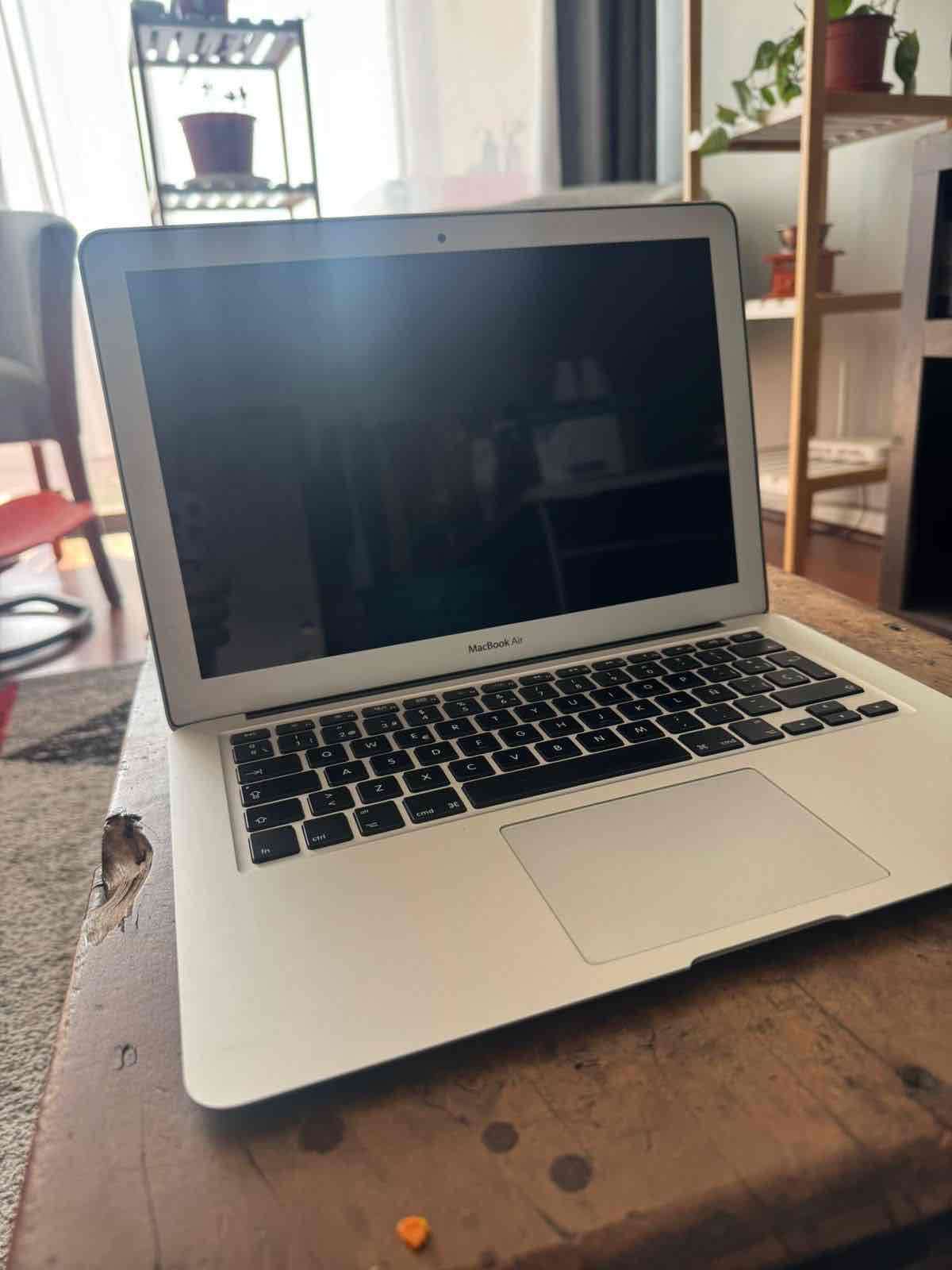 MacBook Air 13 pulgadas - miniatura 1