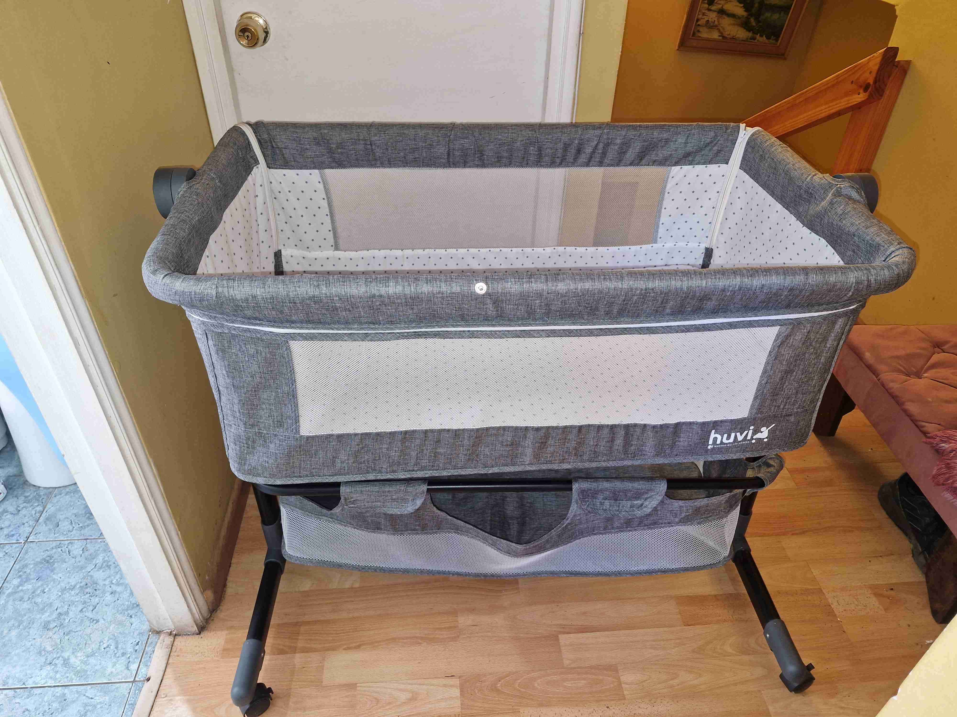 Cuna moisés con malla gris - miniatura 2