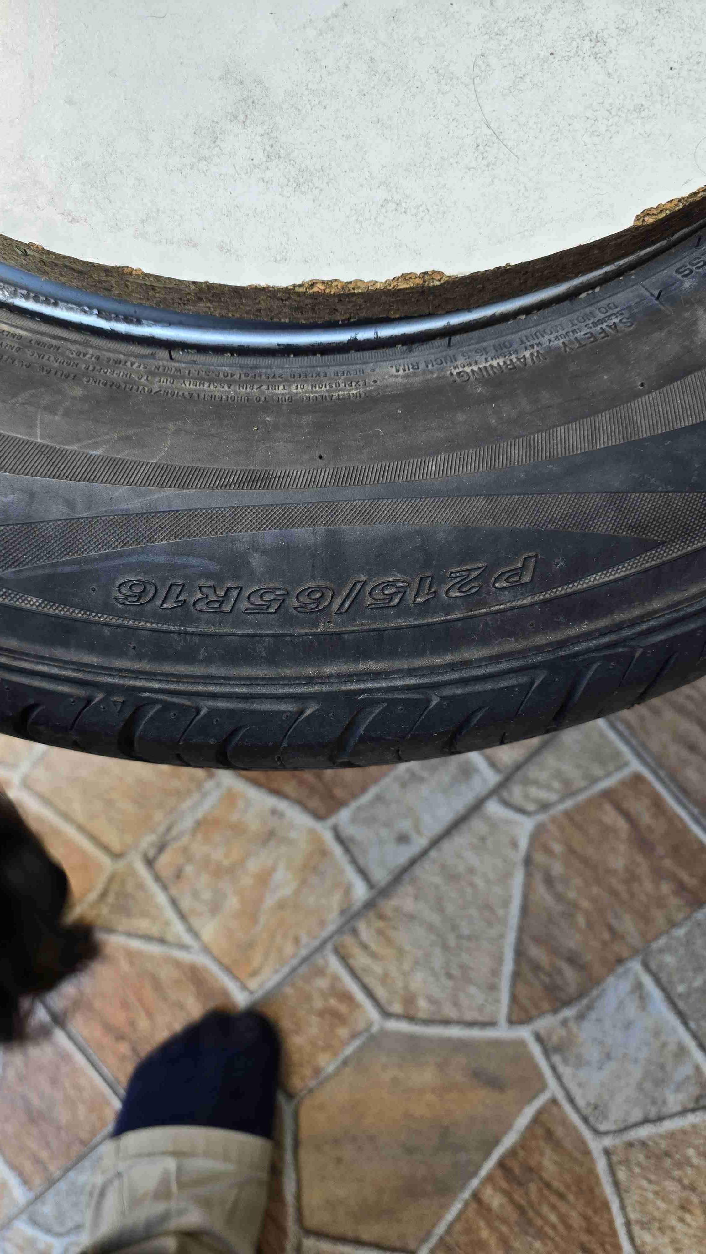 Llantas x4 mas neumáticos - miniatura 2