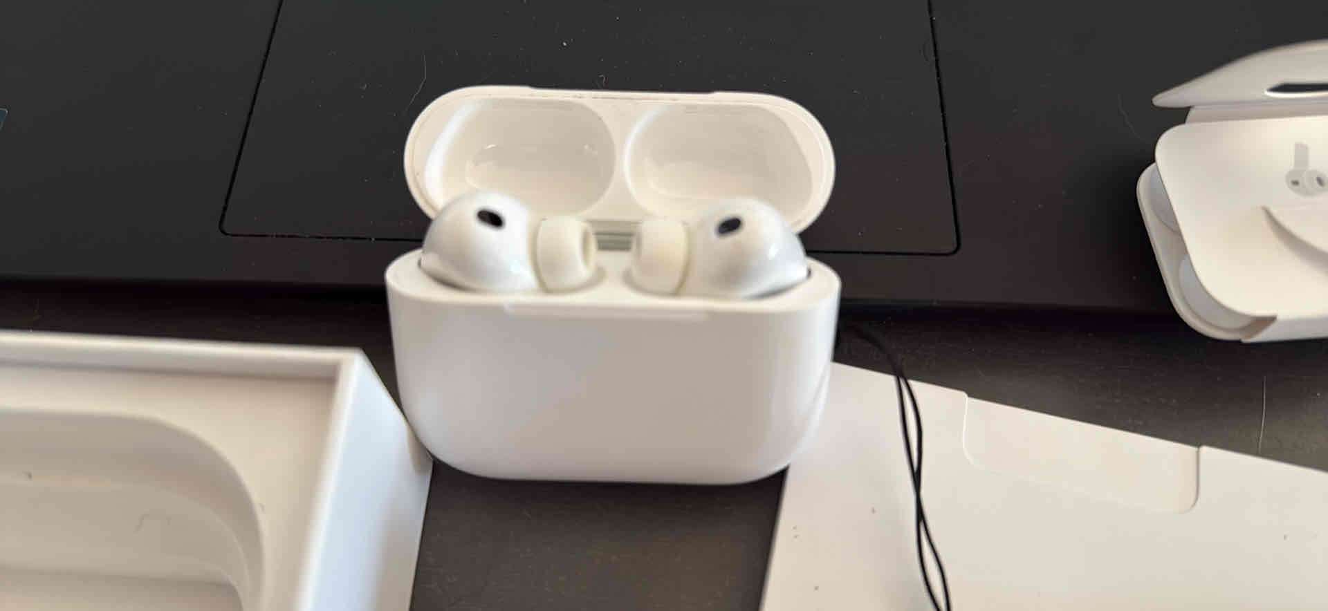 AirPods Pro 3 originales - miniatura 2