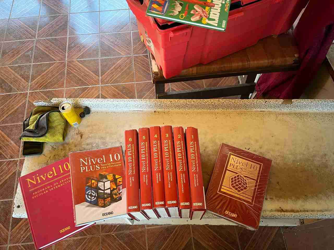 Libros Biblioteca a Nivel General - miniatura 2