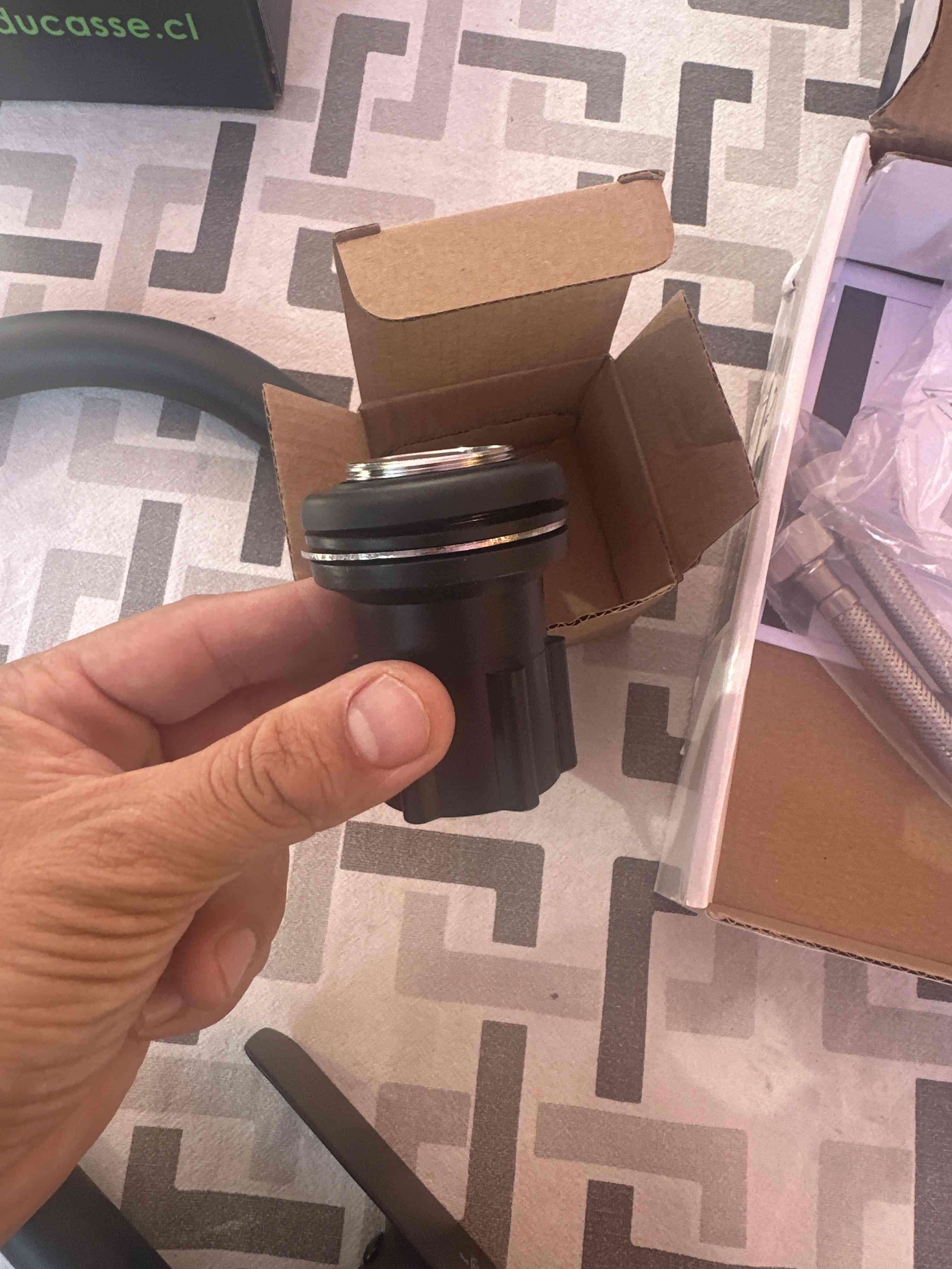 Grifería negra para cocina - miniatura 2