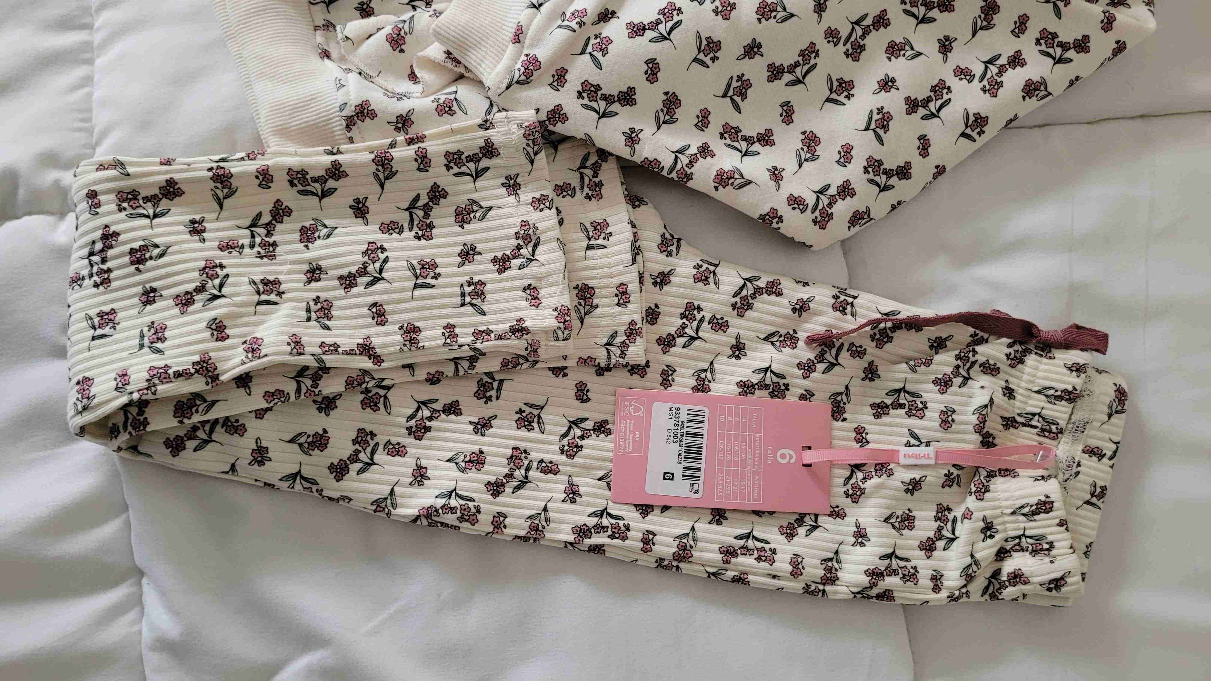 Conjunto niña Talla 6 nuevo - miniatura 3