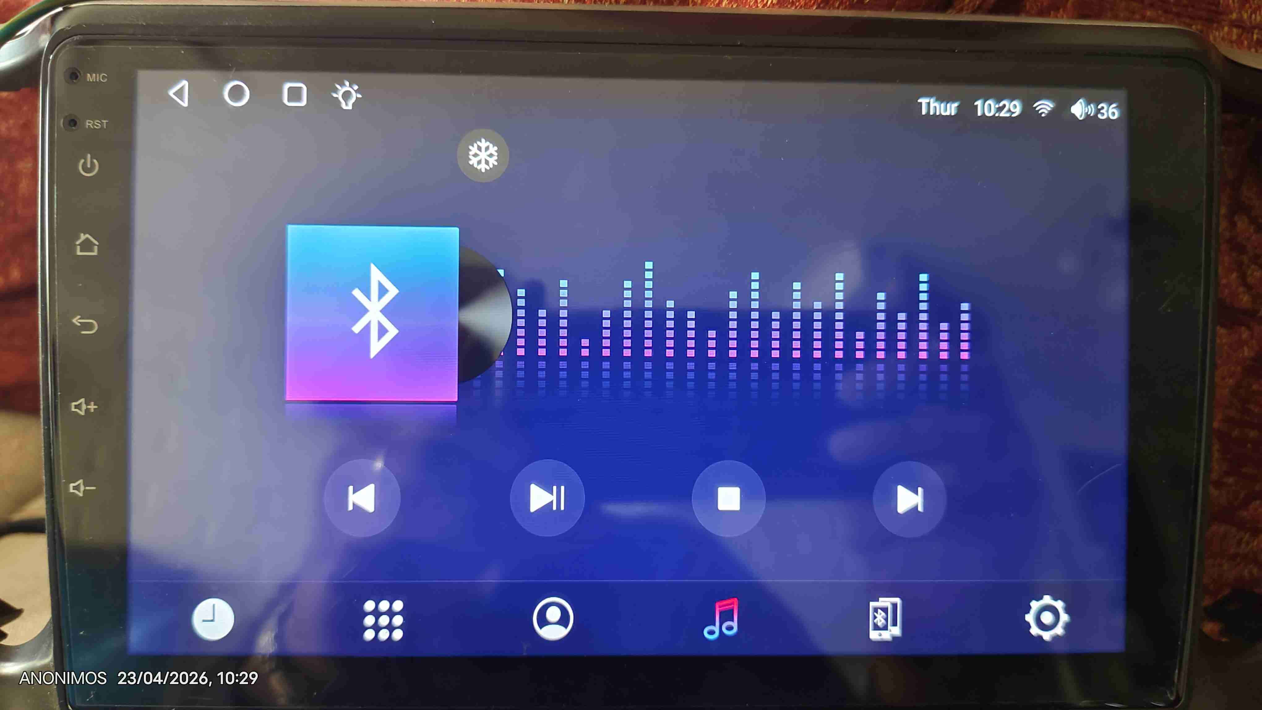 Pantalla multimedia para auto - miniatura 3