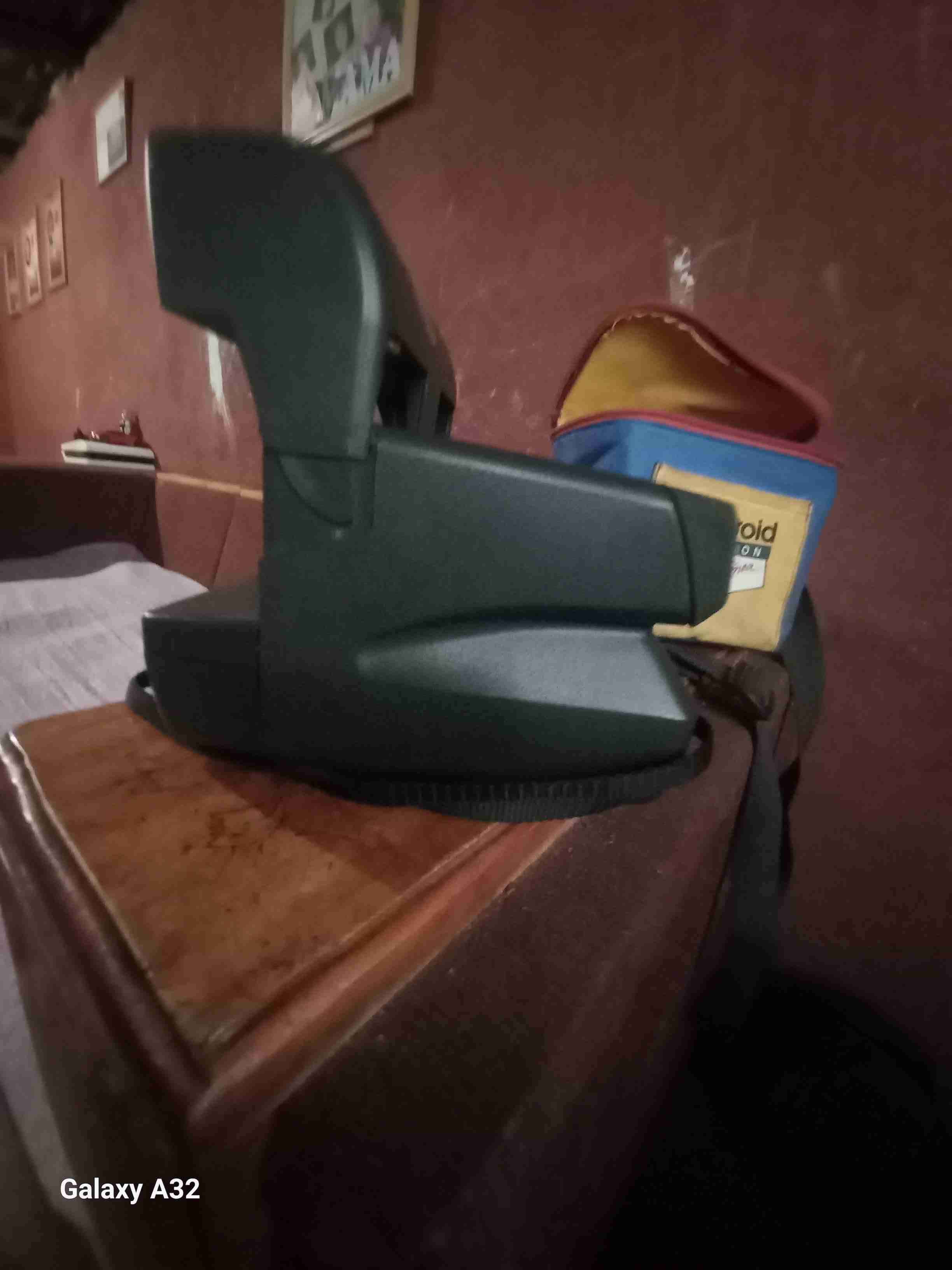 Cámara Polaroid con estuche - miniatura 4