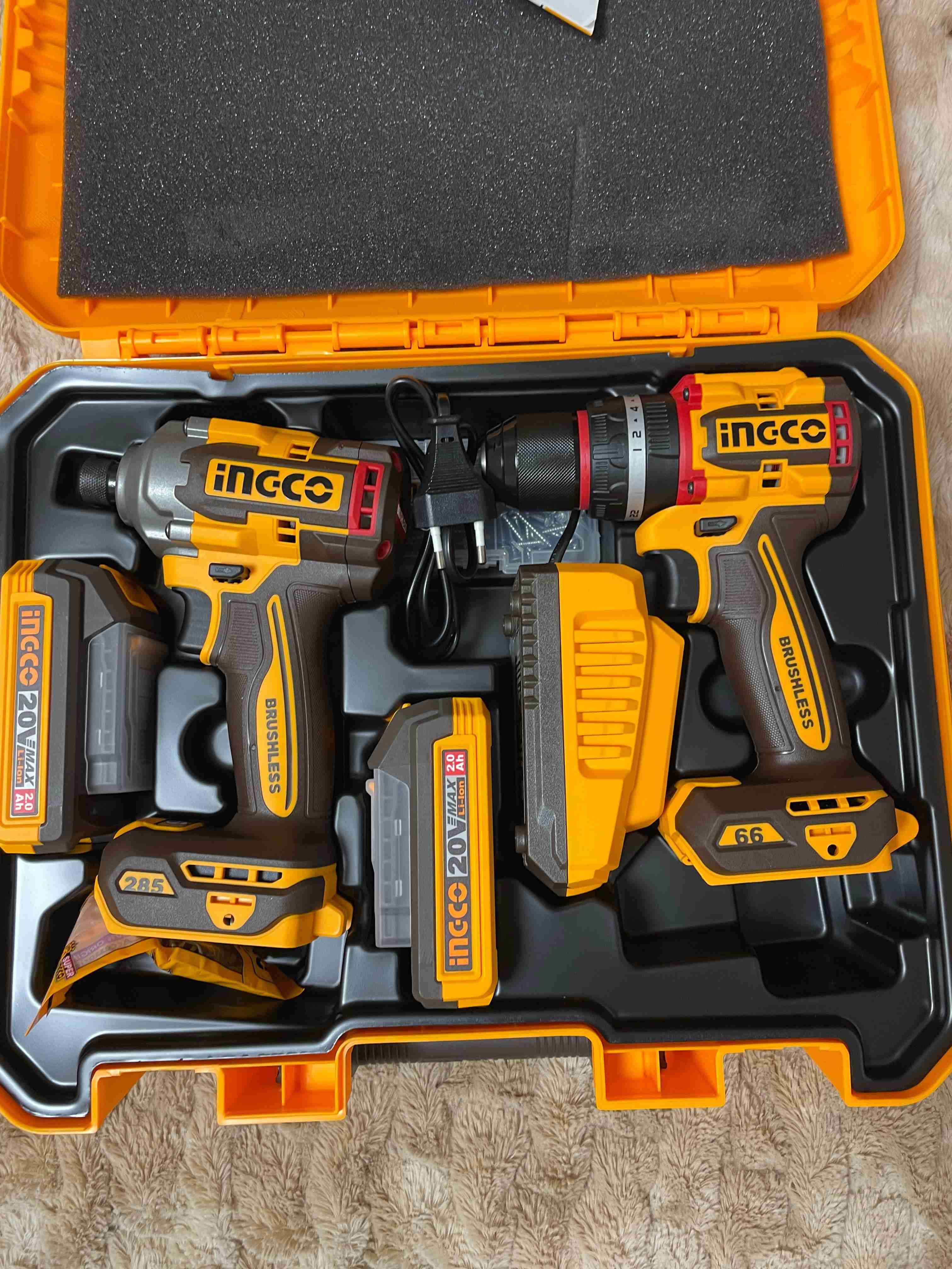 Set de herramientas Ingco - miniatura 1