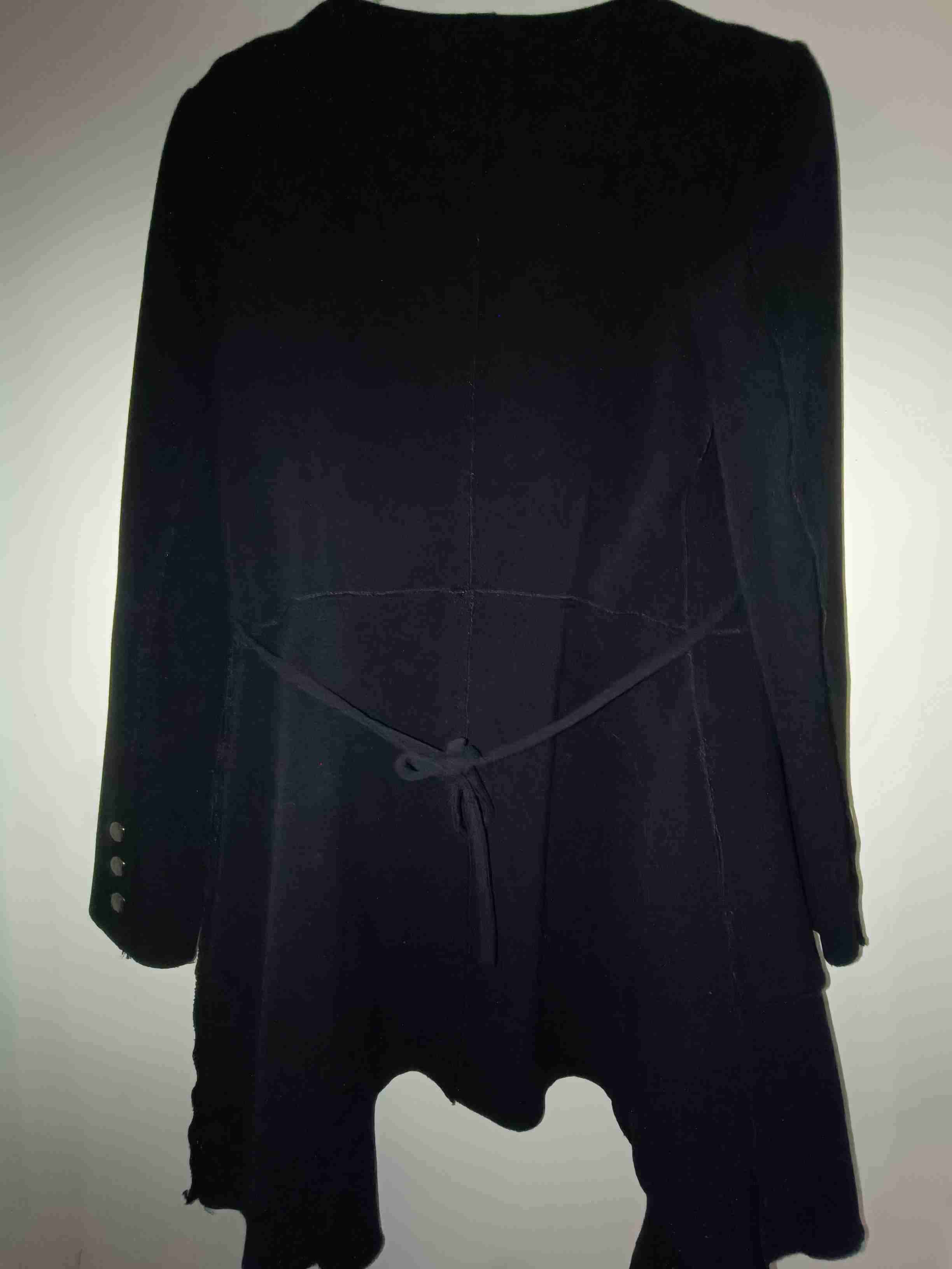 Cardigan negro con diseño abierto - miniatura 2