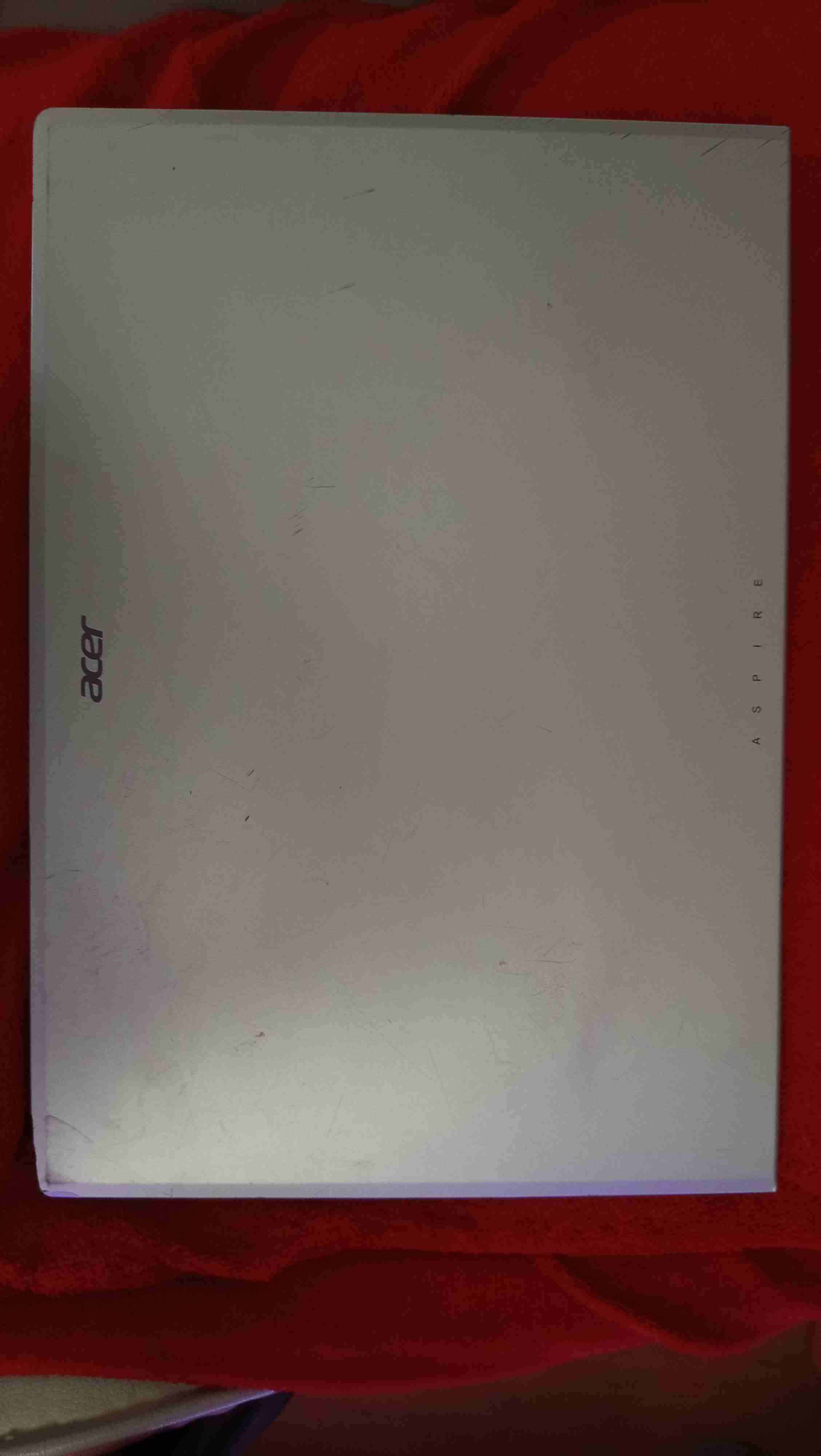 Laptop Acer Core i3 n300 - miniatura 3