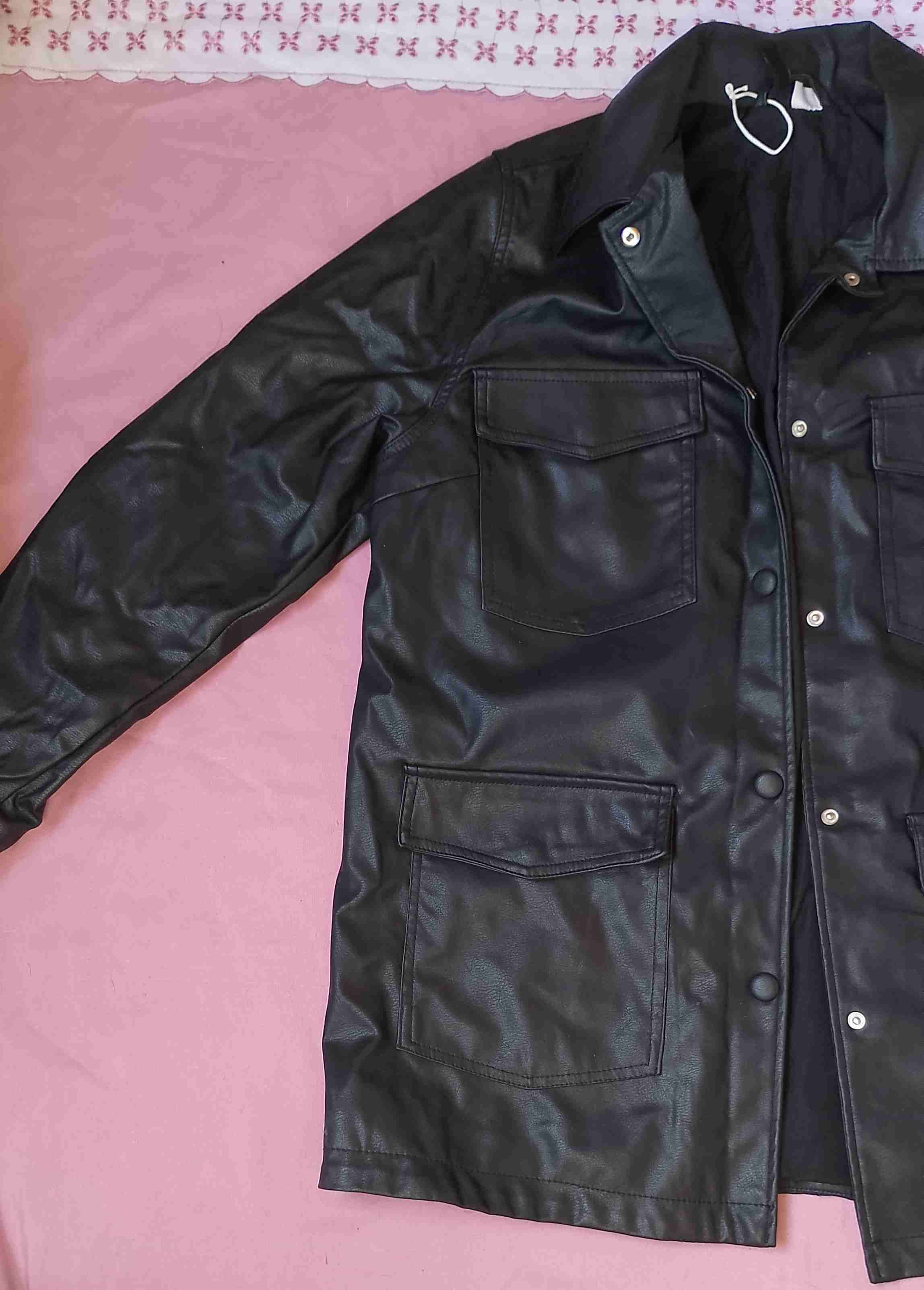 Chaqueta negra de cuero sintético - miniatura 2