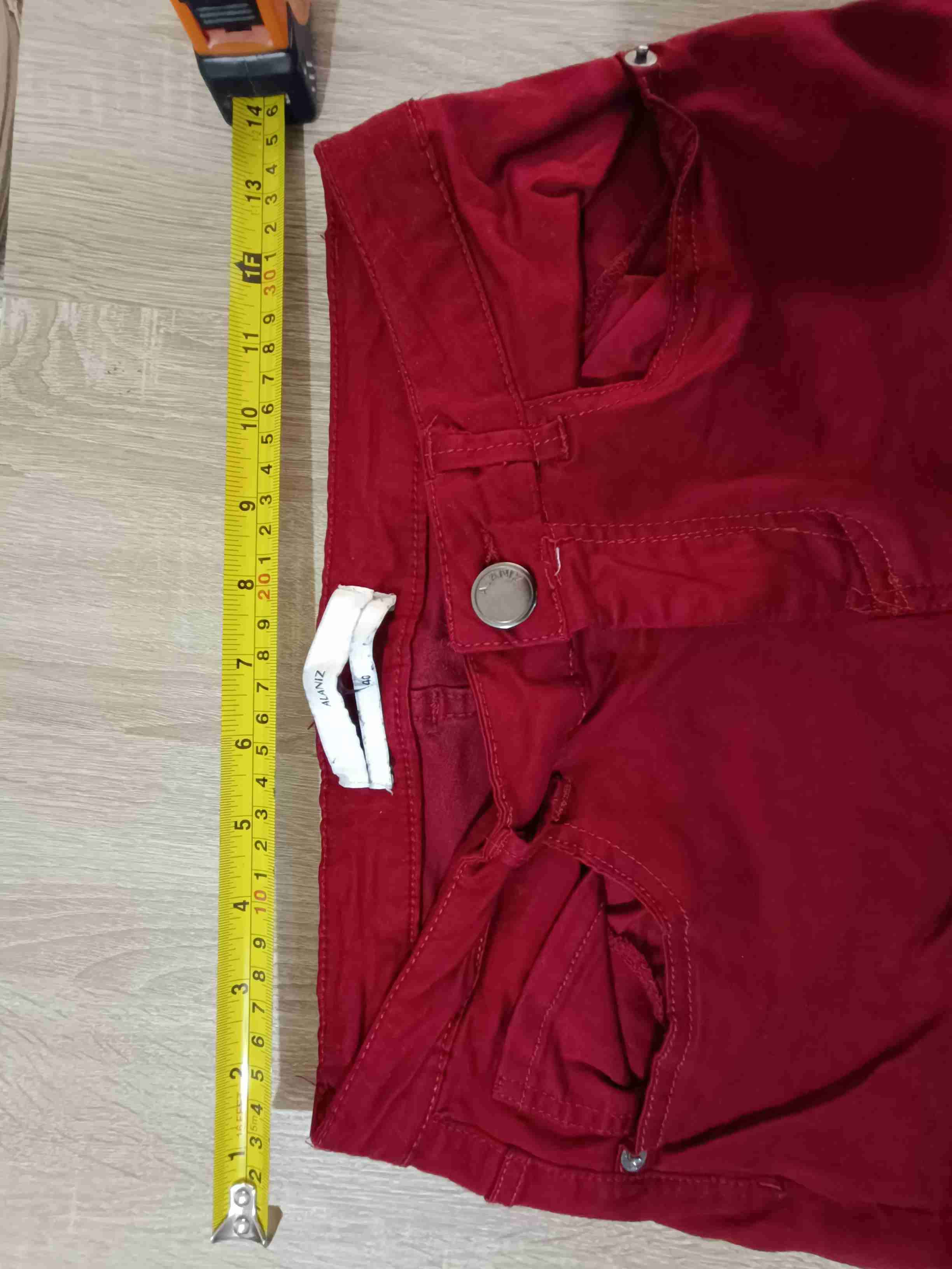 Pantalones rojos para mujer - miniatura 3