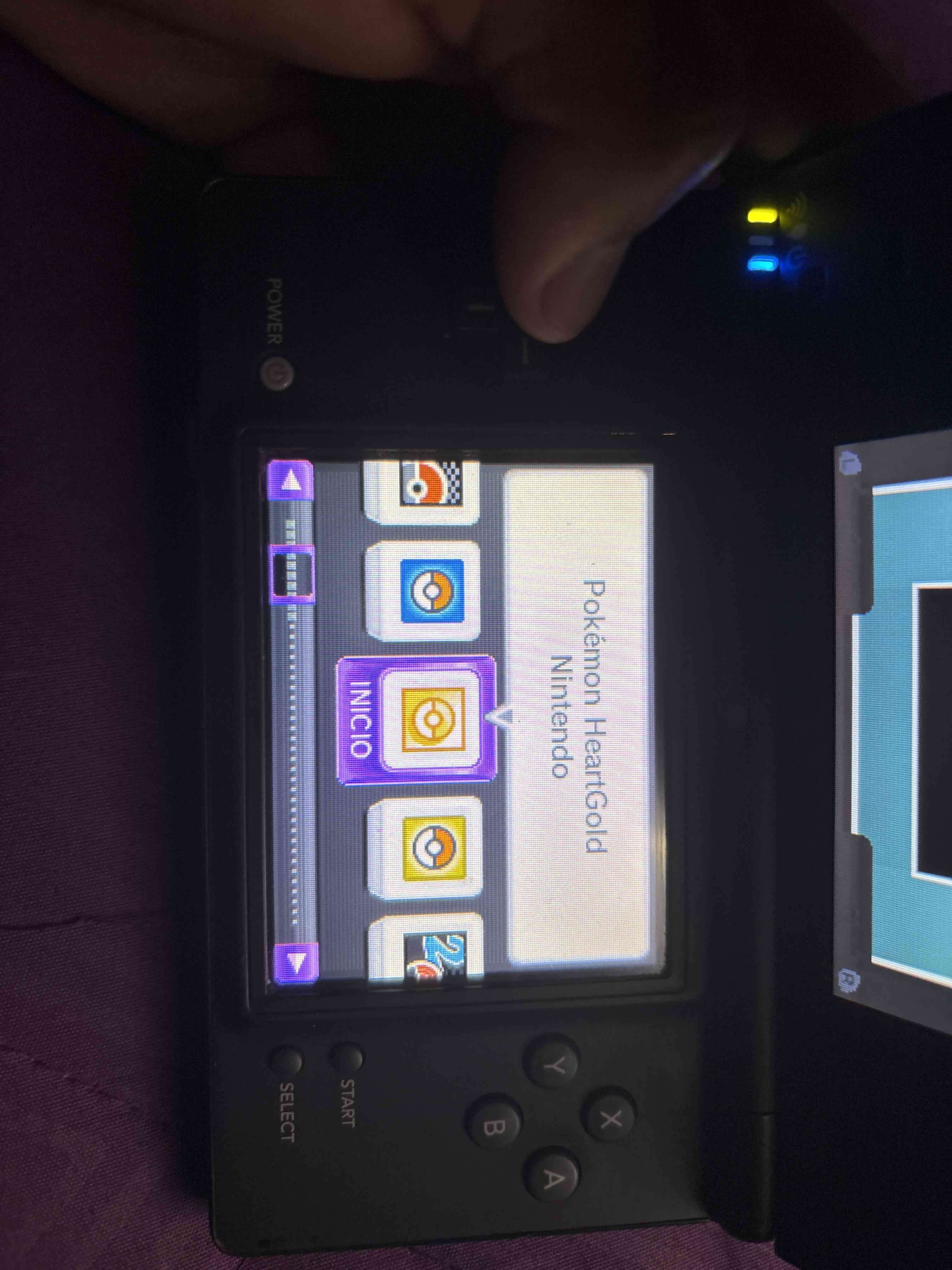 Consola Nintendo DSi Desbloqueada - miniatura 4