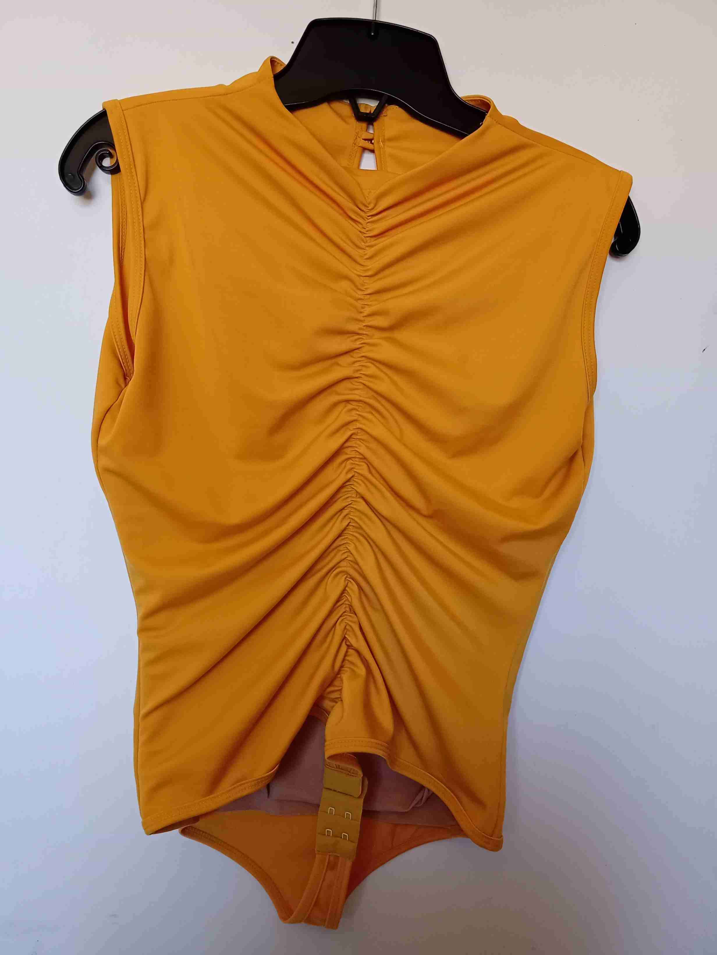 Body sin mangas color mostaza - miniatura 2