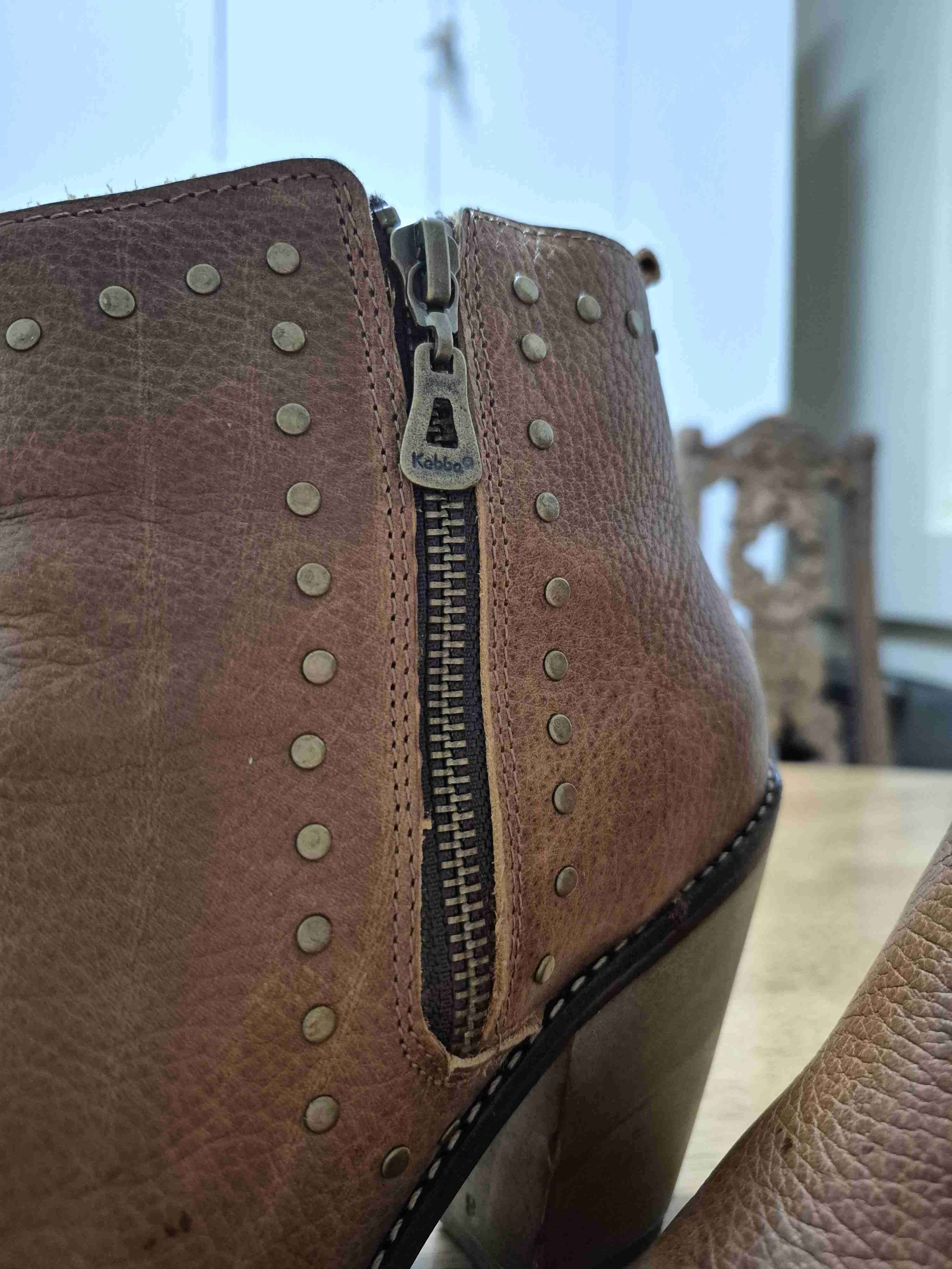 Botines de cuero marrón con tacón - miniatura 3