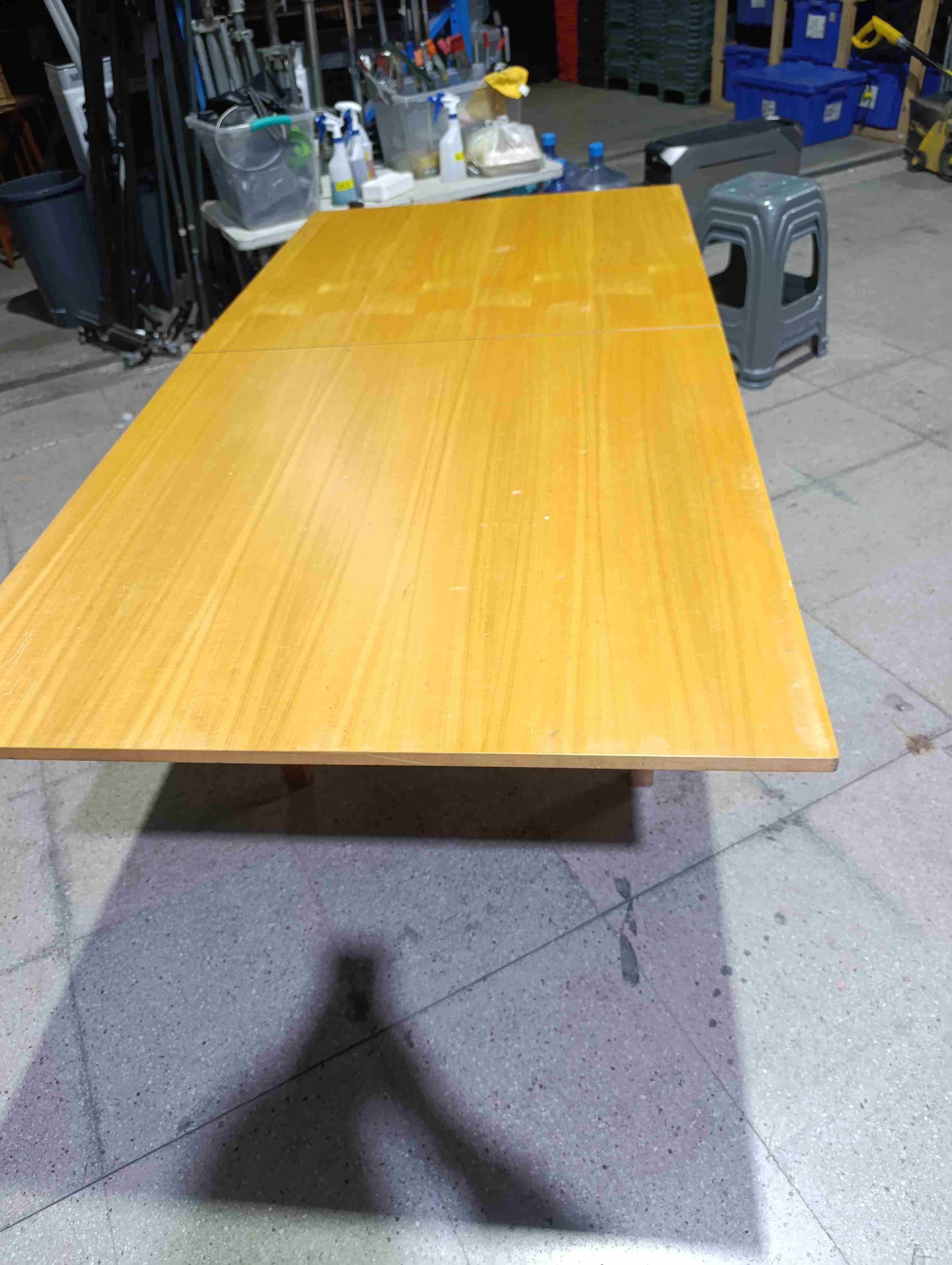 Mesa cuadrada de madera extendible. - miniatura 5