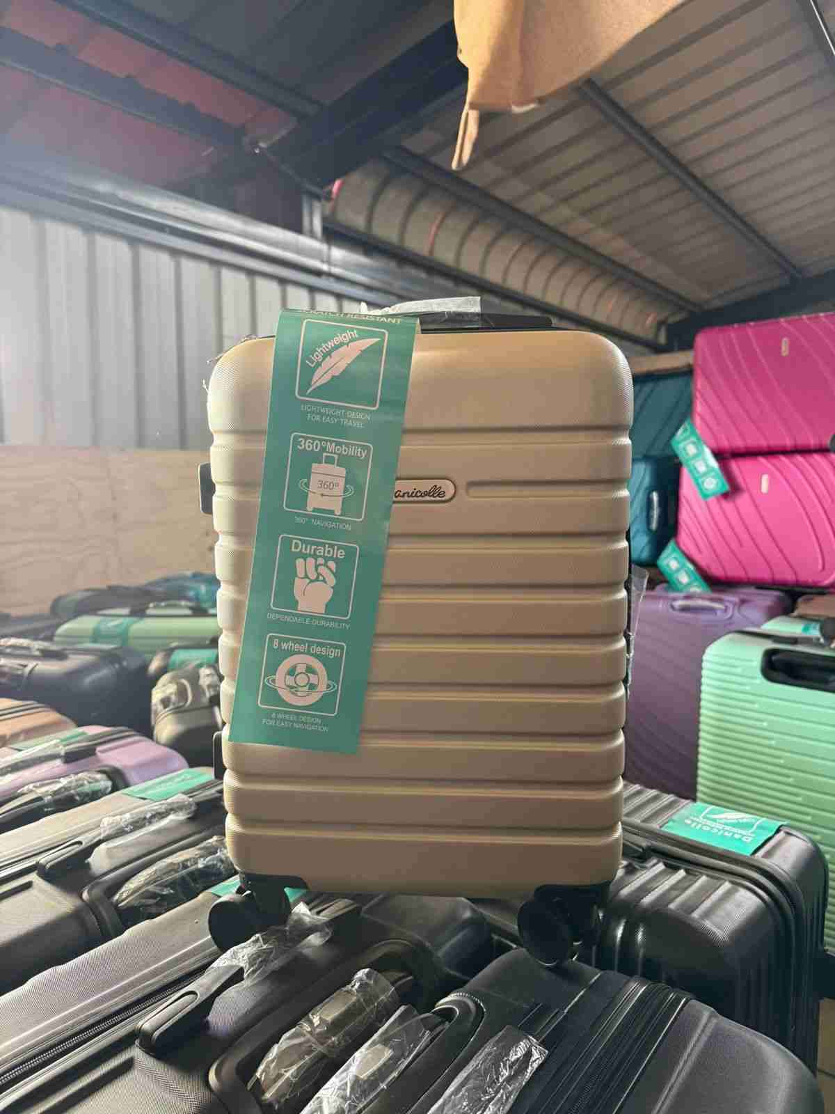 Maleta rígida negra Danicolle - miniatura 6