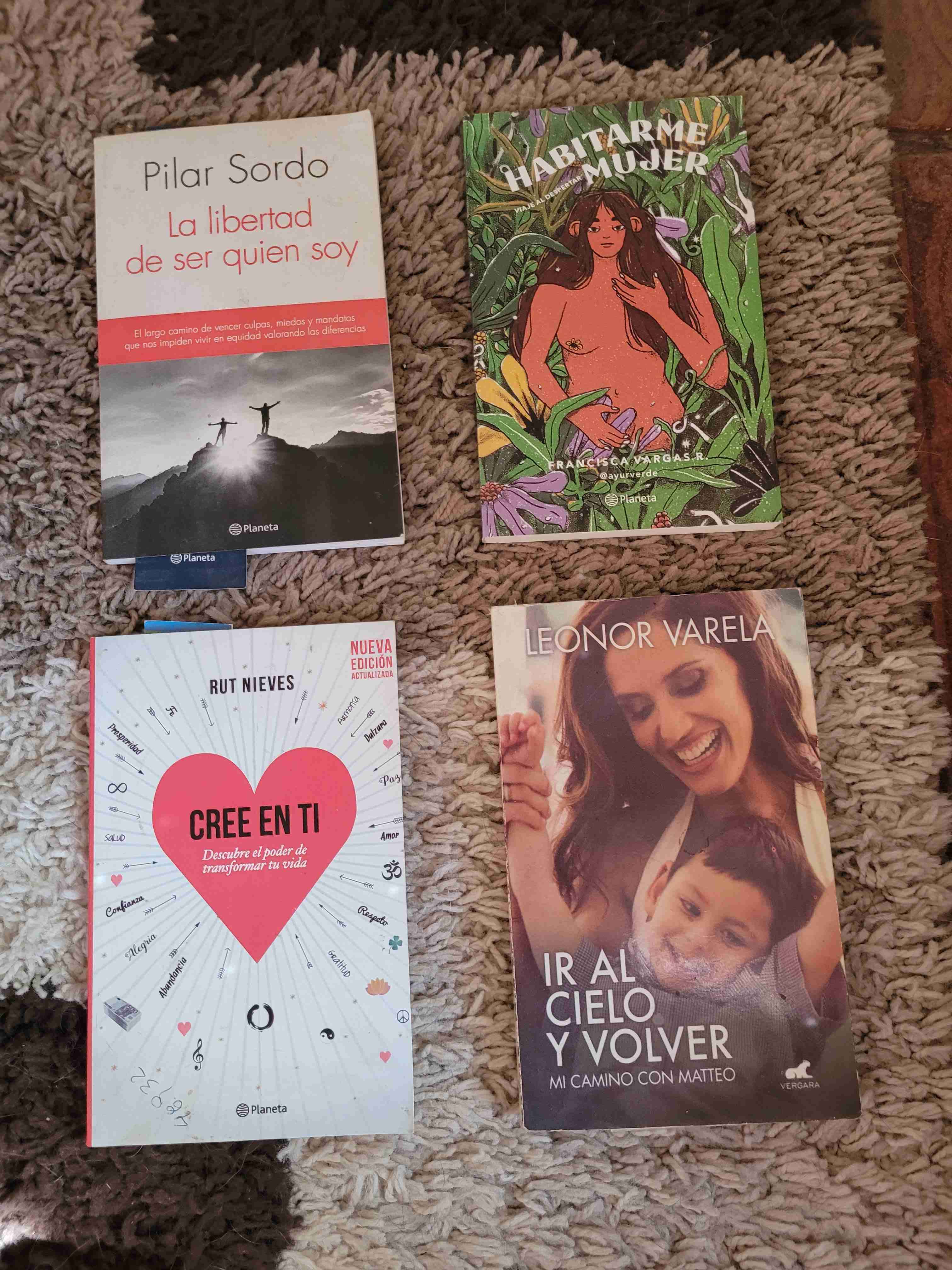 Lote de 4 libros variados